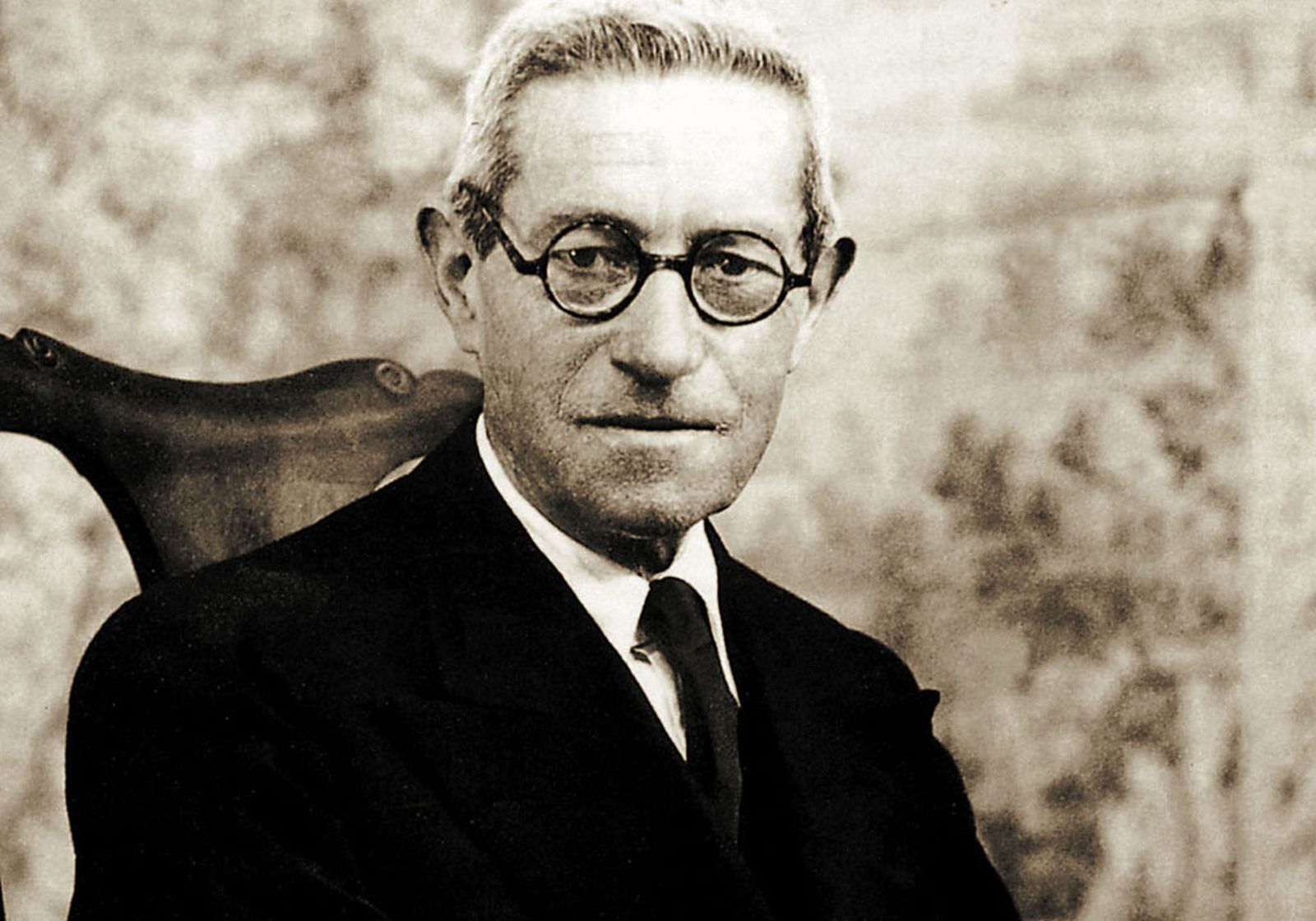 1942 hace 75 añosDistinción al marianista Antonio Cubillo