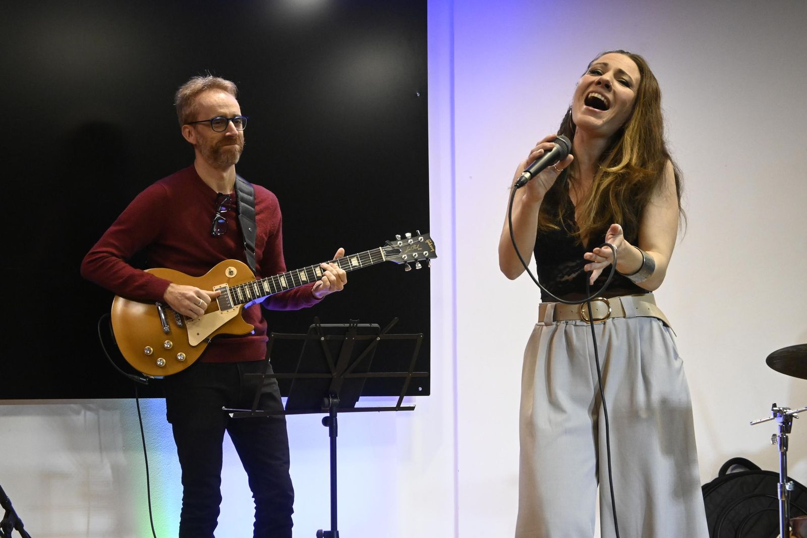 Actuación de Antonia Ferrá dentro del ciclo 'Música y otros ritmos' en imágenes