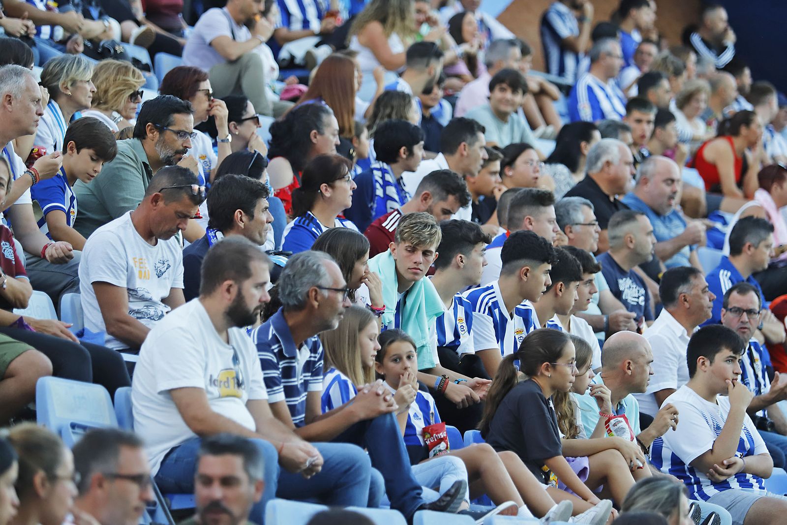Imágenes del ambiente en el encuentro entre el Recreativo de Huelva y el CD Castellón