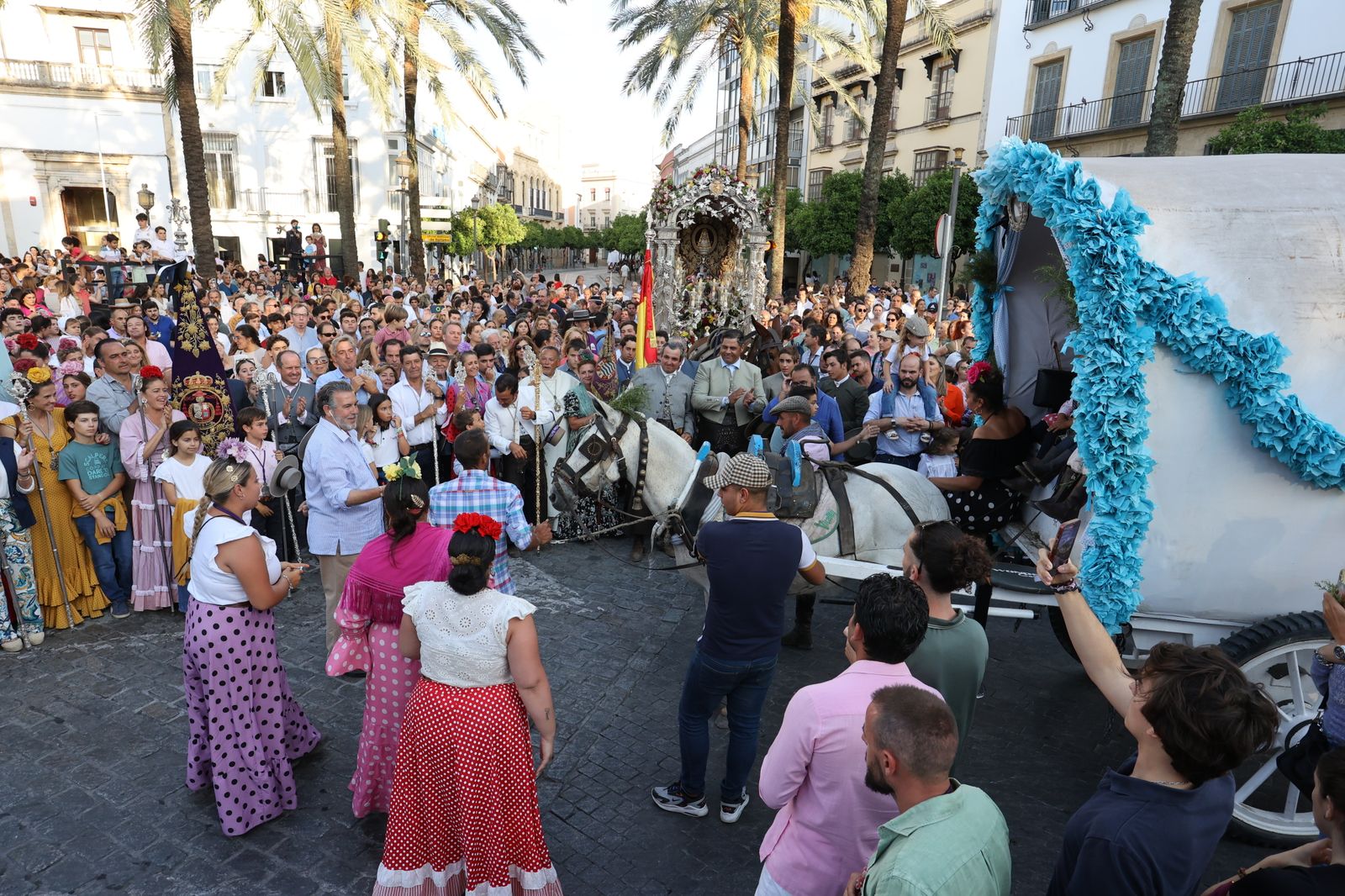 Llegada de la Hermandad del Rocío de Jerez a Santo Domingo