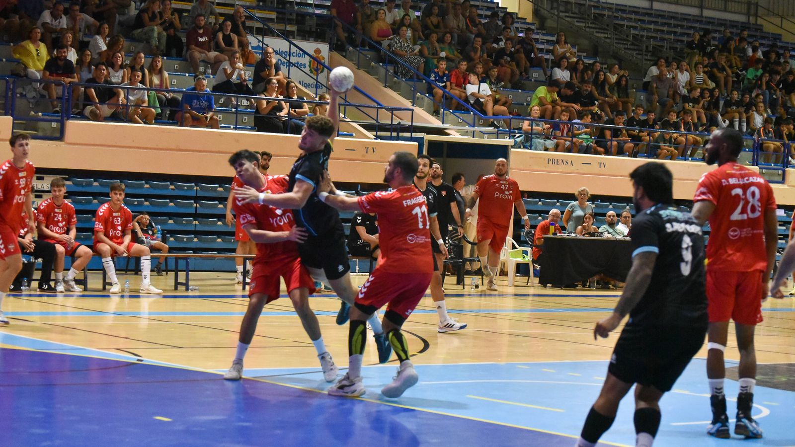 Las fotos del XIX Memorial Pepe Pineda de balonmano