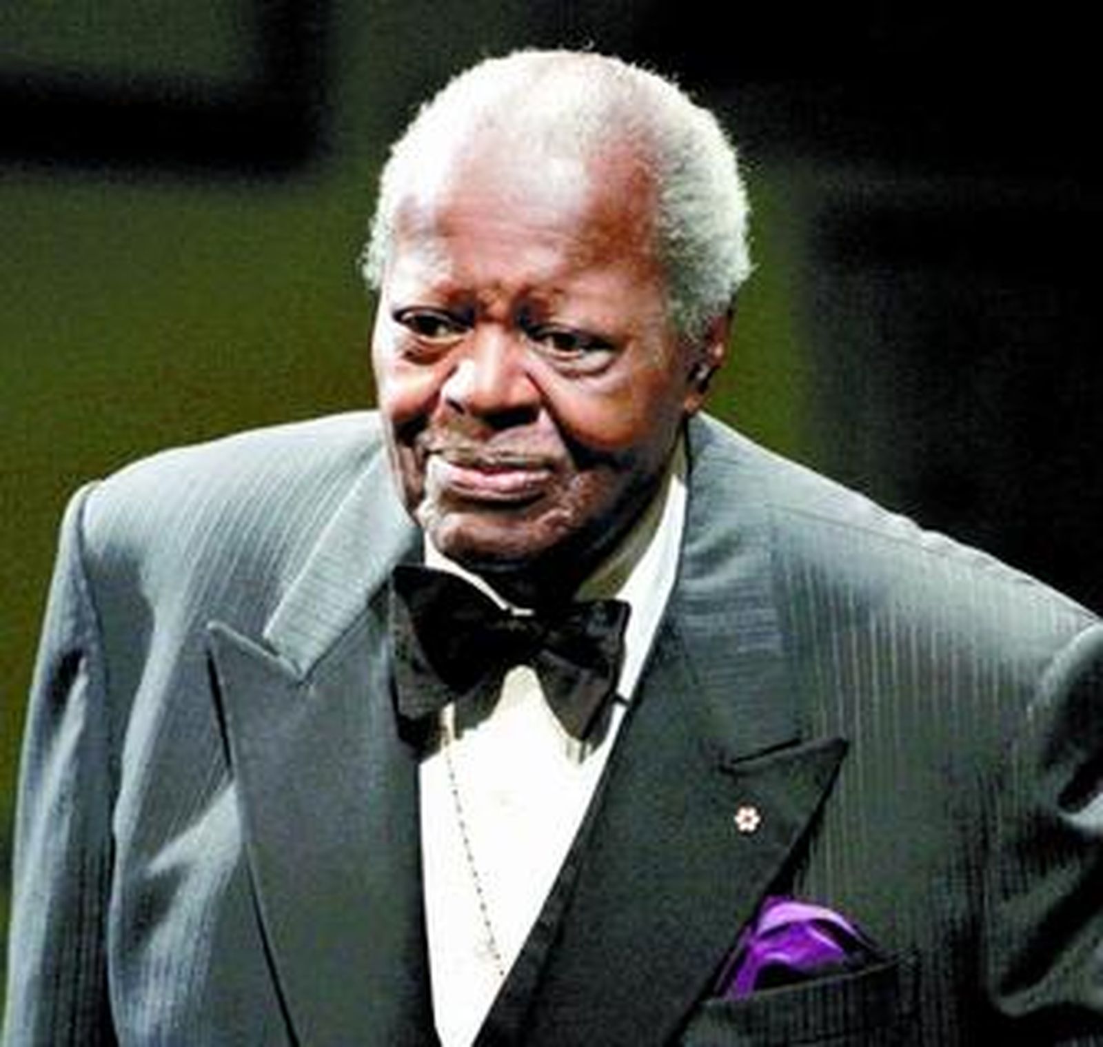 Oscar Peterson, el 28 de agosto de 2005 tras una actuación en Dresde (Alemania).