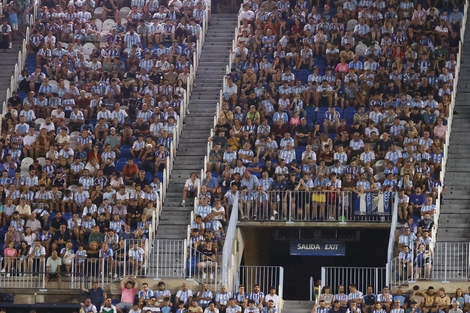 Búscate en las gradas de La Rosaleda en el Málaga CF-Real Sociedad B