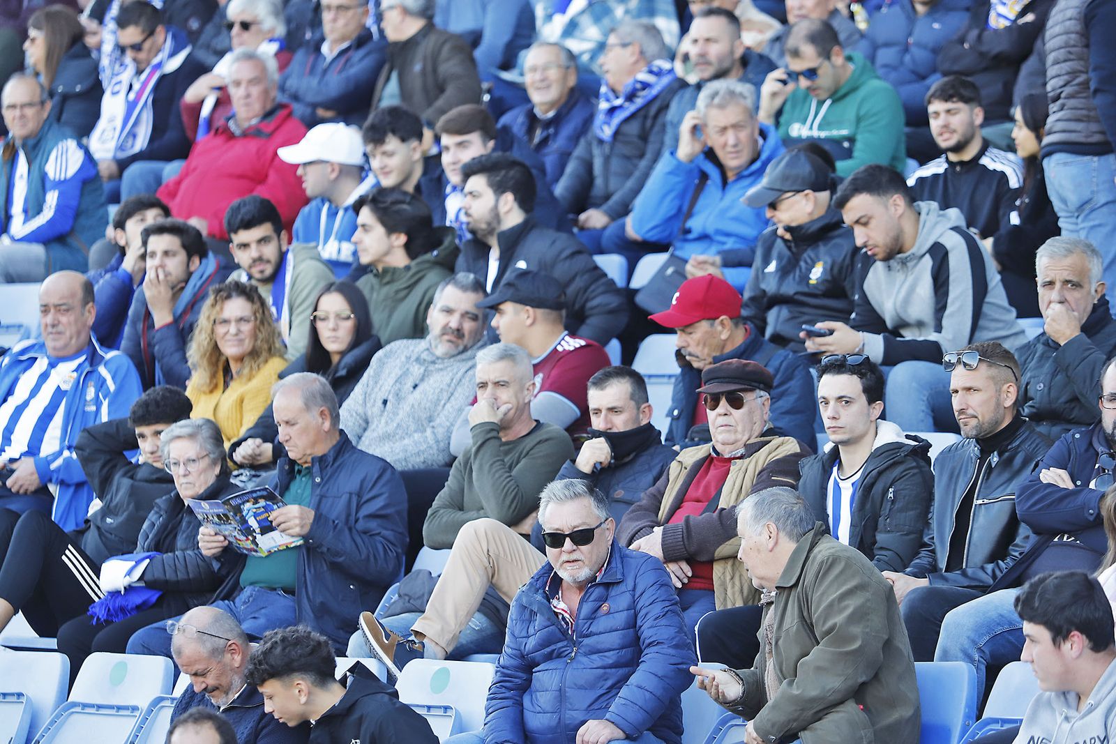 Imágenes del ambiente en el encuentro entre el Recreativo de Huelva y el Real Murcia