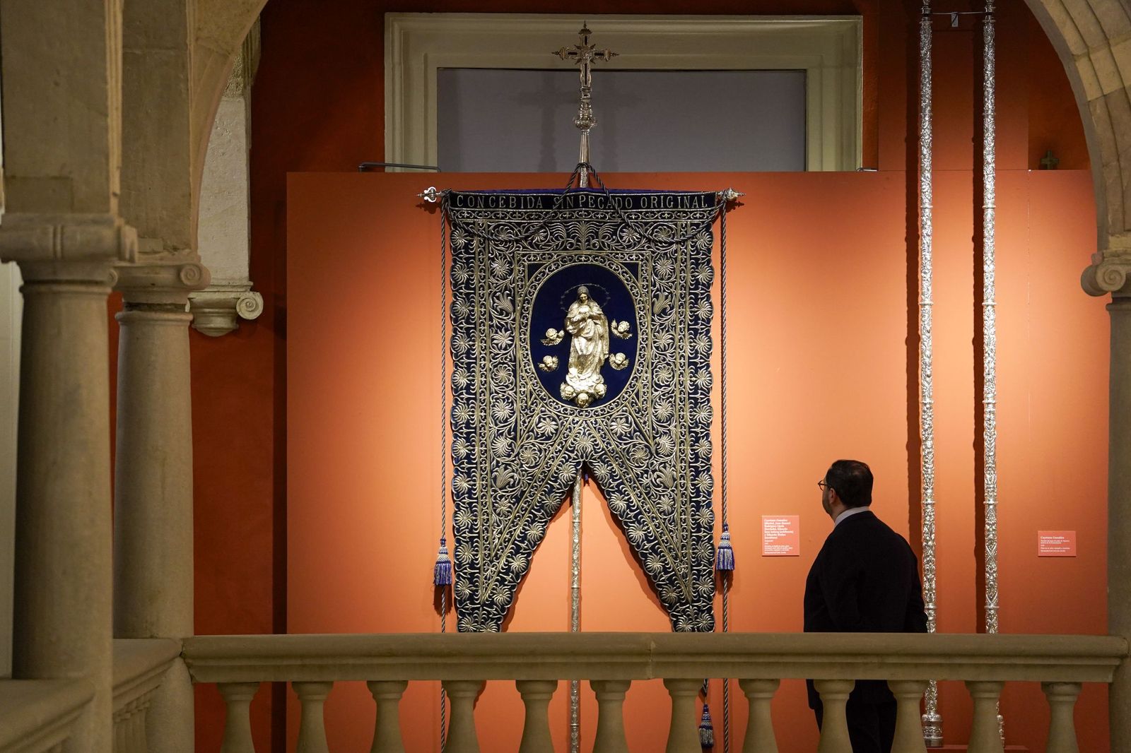 La inauguración de la exposición de Cayetano Gonzalez en Fundación Cajasol, todas las fotos