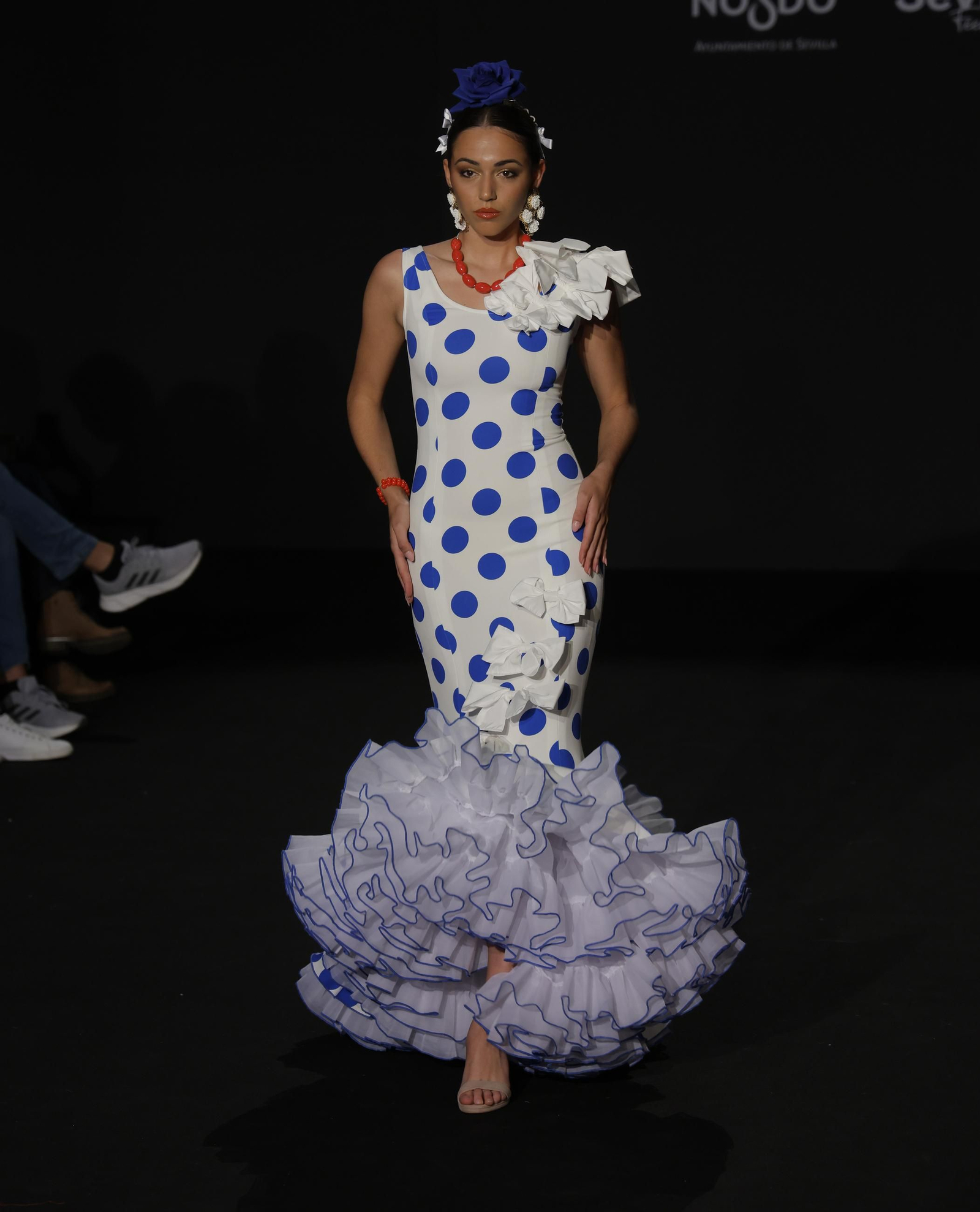 Emprende Lunares, el desfile de moda flamenca de Samuel Reyes, que anticipa la Feria de Abril: todas las fotos.