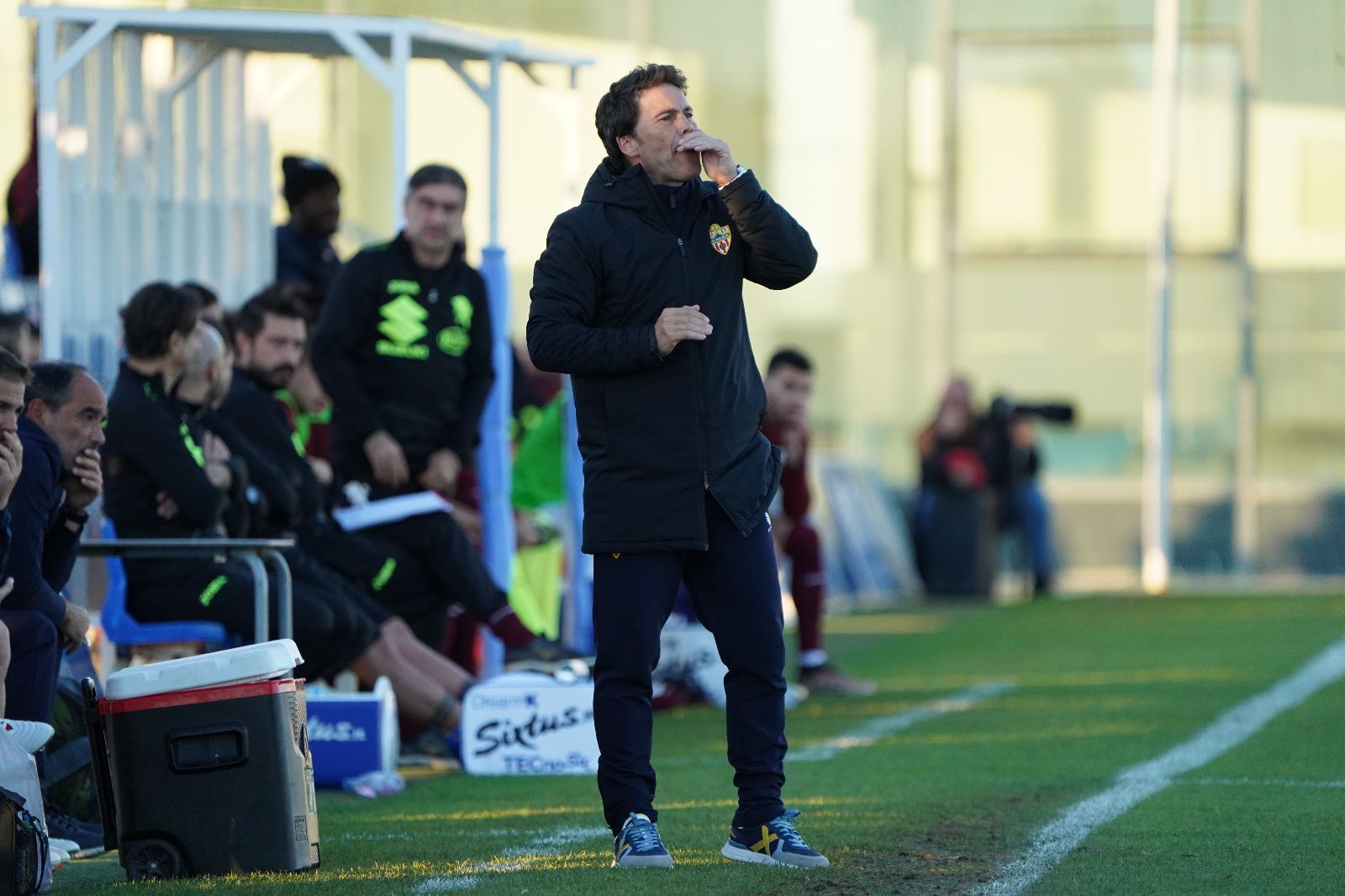 Las fotos del primer encuentro de la historia del Almería ante un rival italiano