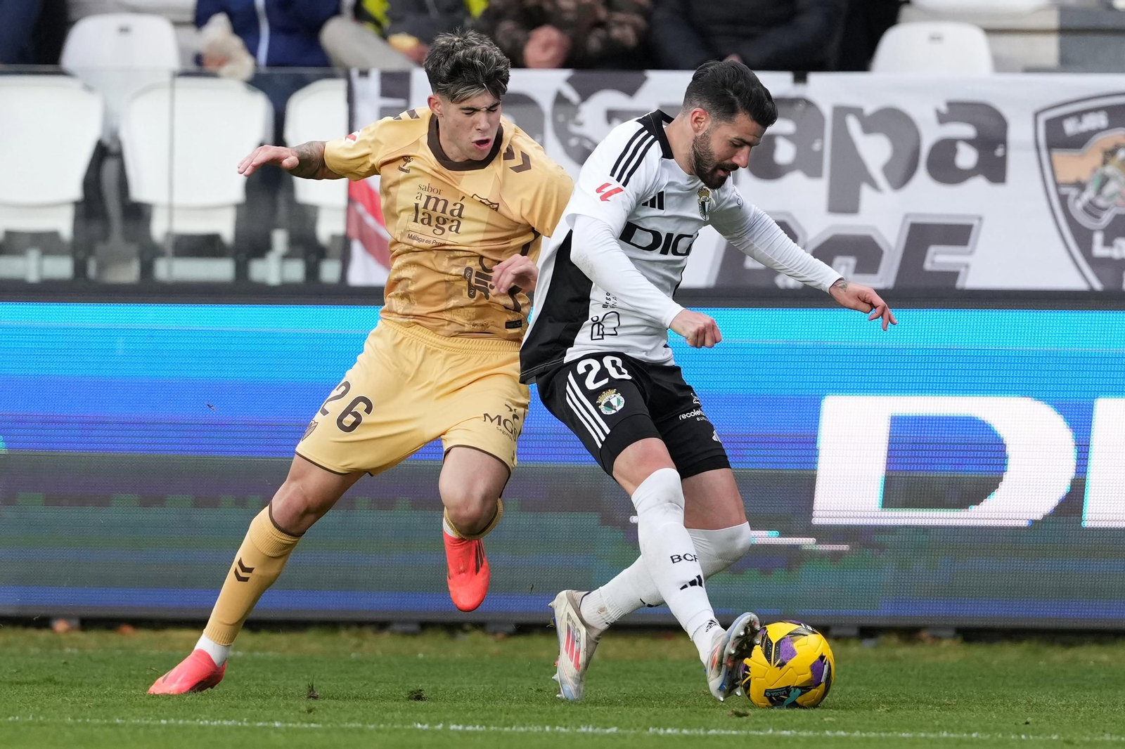 El Burgos-Málaga CF, en fotos