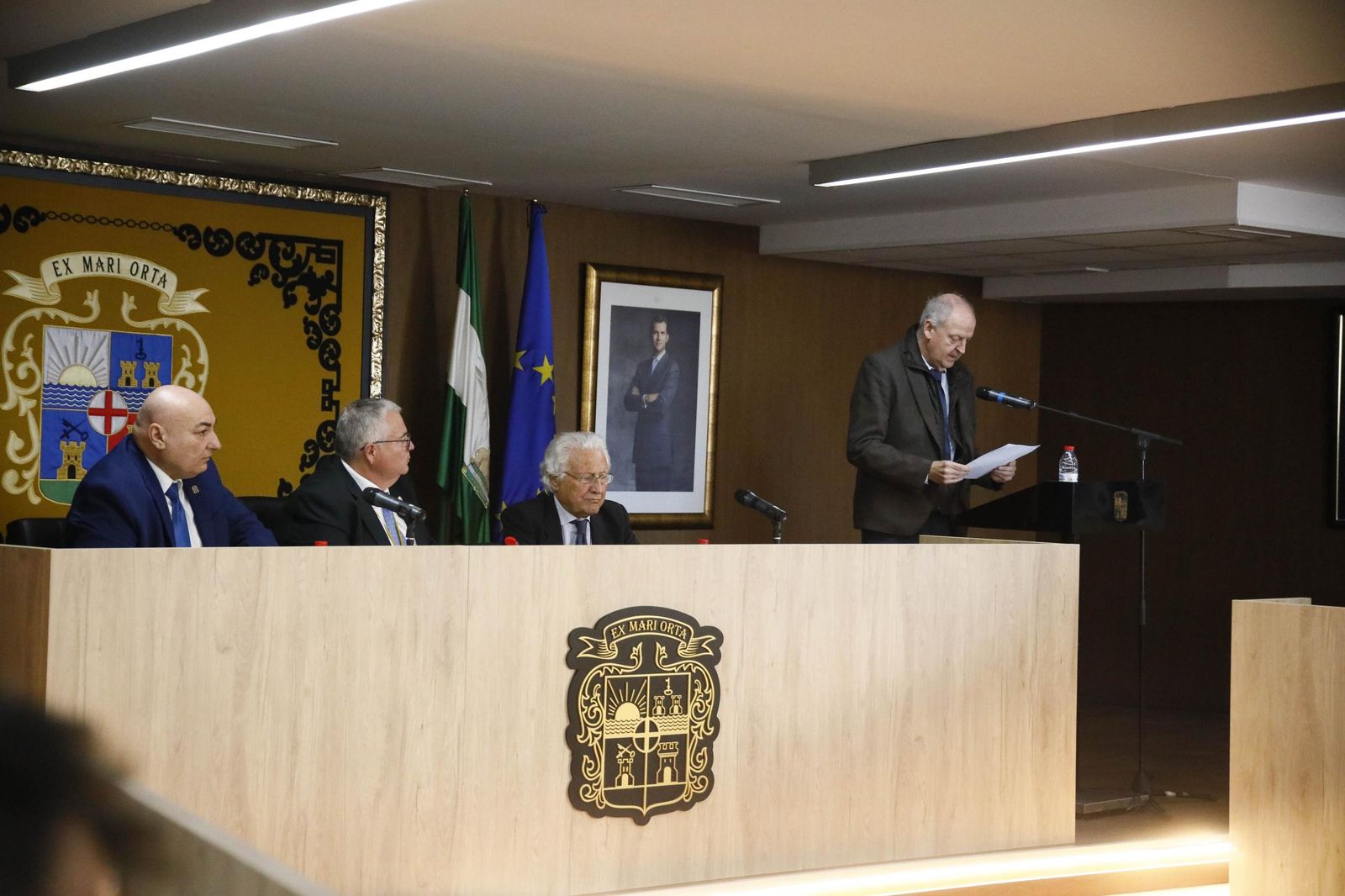 Las imágenes del nombramiento de hijo predilecto de Garrucha a José María Martínez de Haro