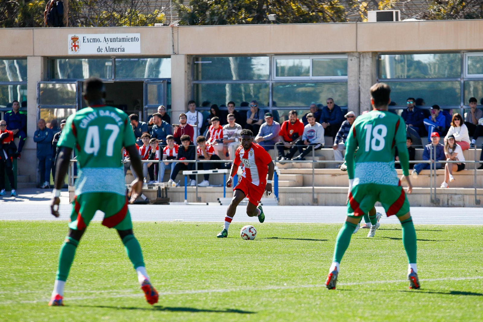 Las imágenes de Segunda RFEF entre Almeria B y recreativo de Granada