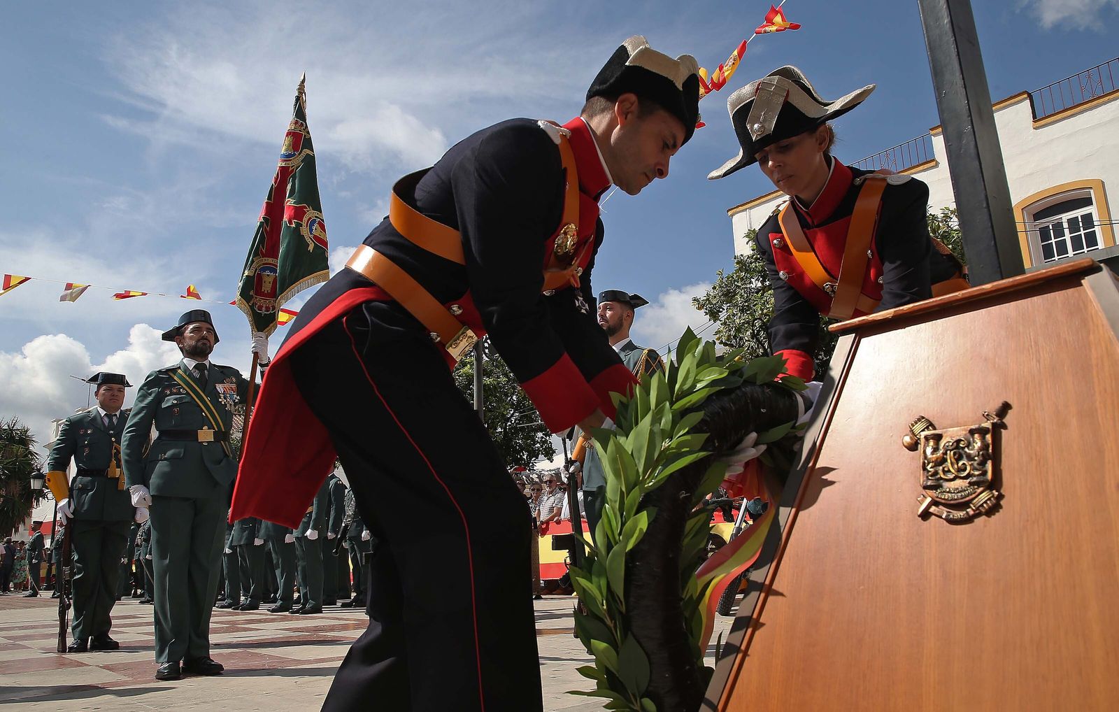 Fotos de la celebración de la Virgen del Pilar en Los Barrios