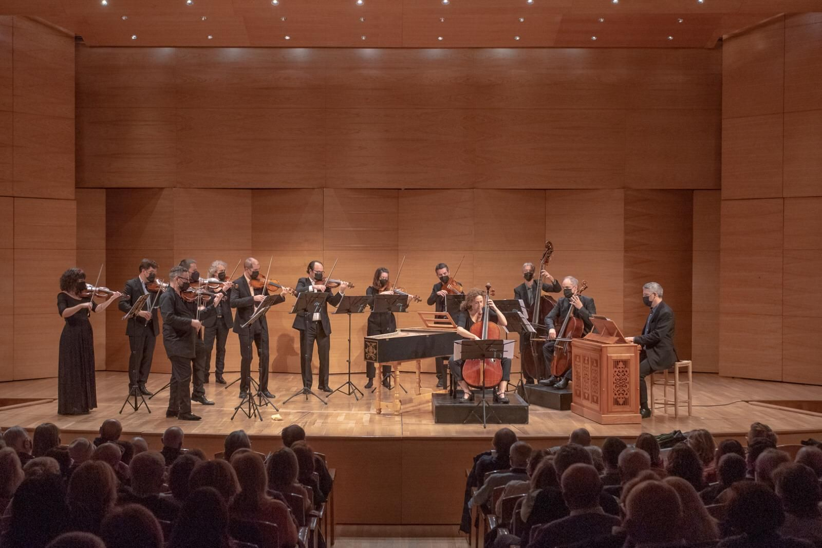 Mercedes Ruiz como solista con la OBS en el Espacio Turina.