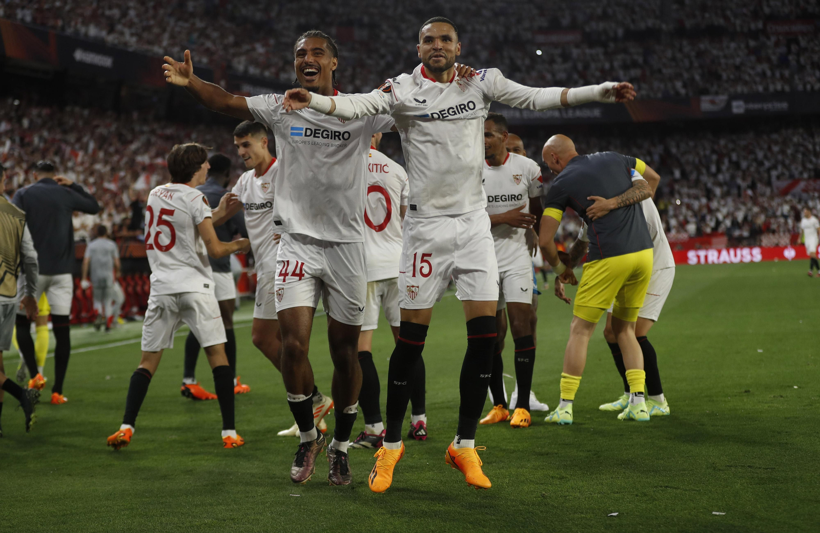 Las fotos del Sevilla-Manchester