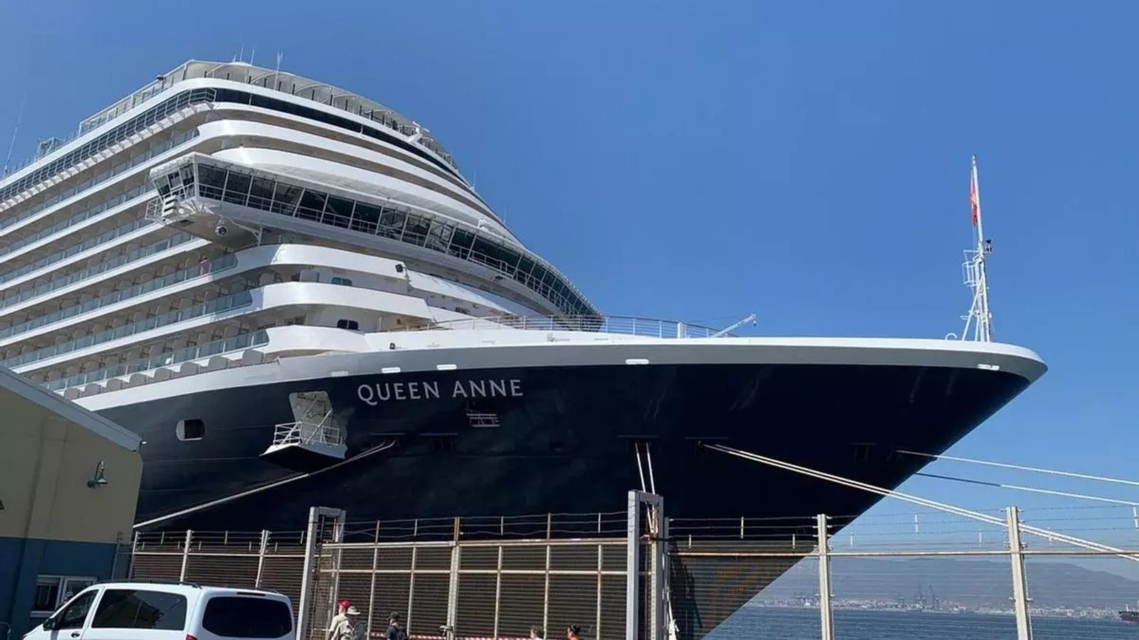 El Queen Anne, durante su última escala en Gibraltar