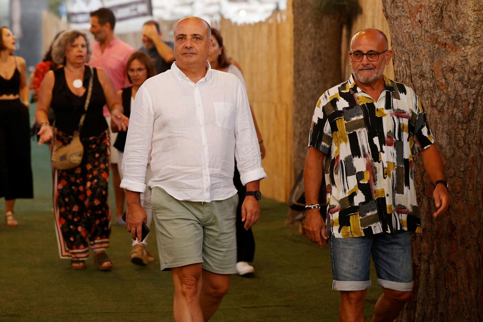 Búscate en el concierto  "80's leyends" en Bahía Sound.