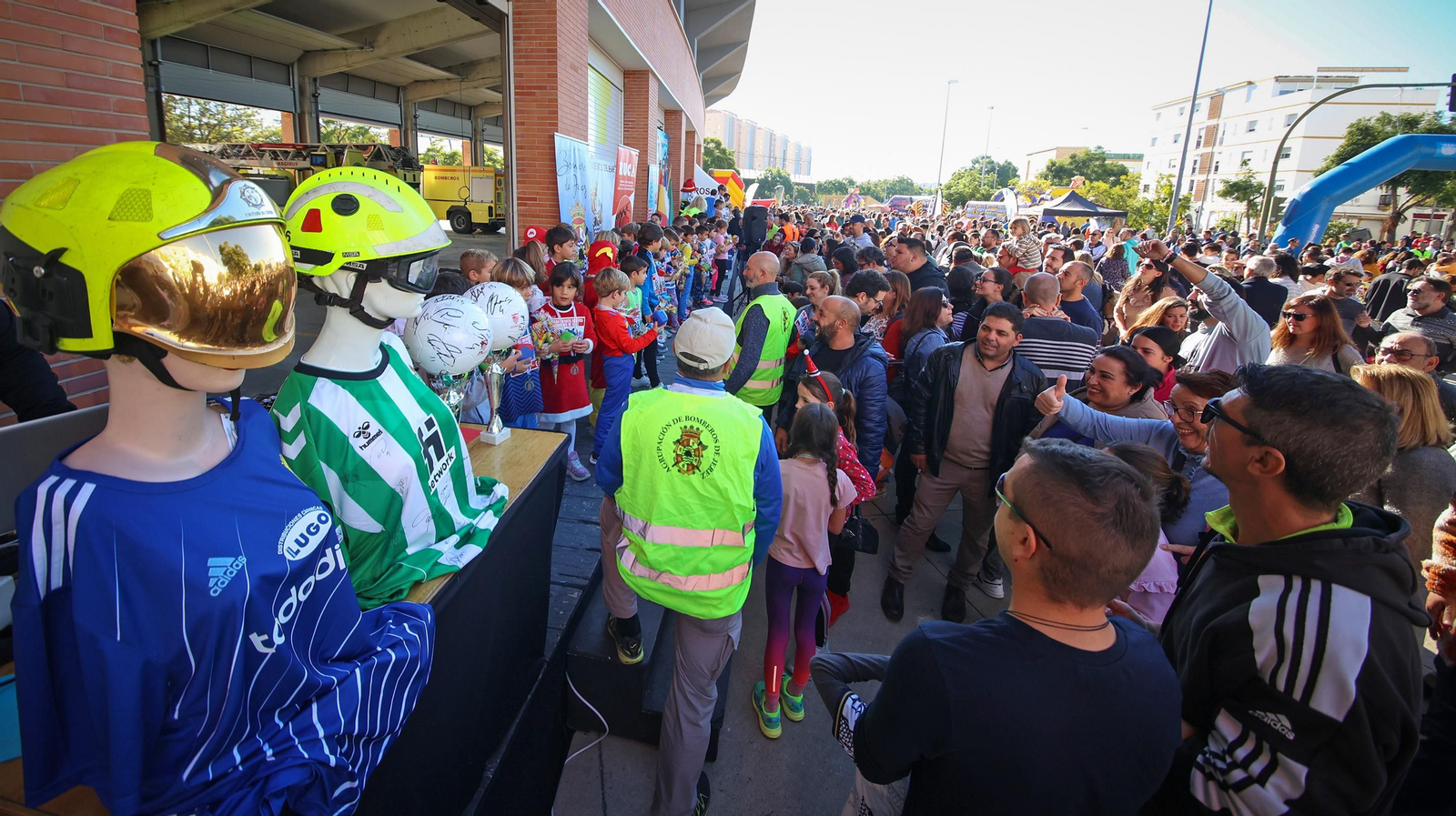 Éxito de la 3ª Carrera Infantil de Bomberos de Jerez