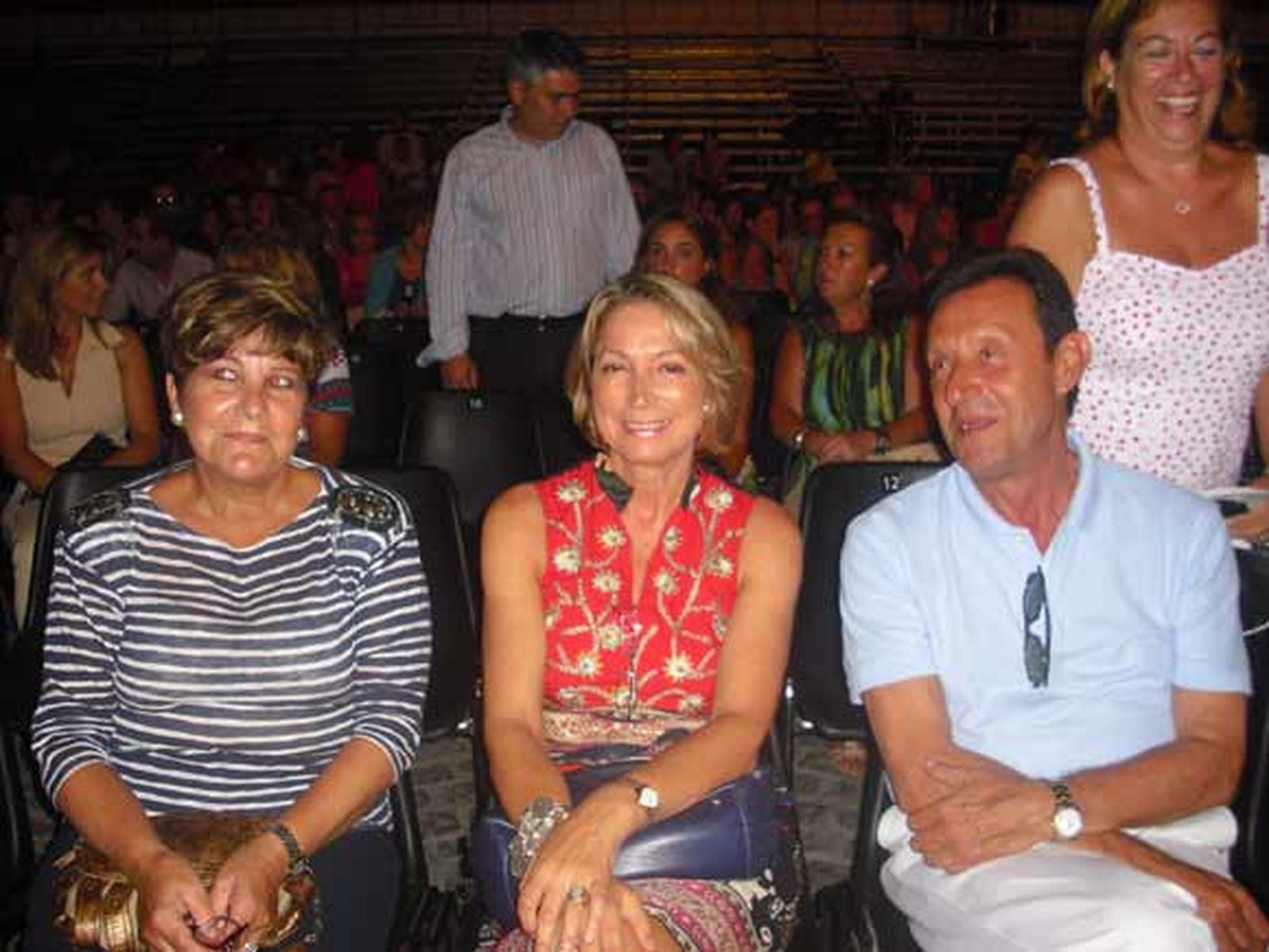 De izquierda a derecha, Margarita Calzado, Mila Linares y Juan Expósito.

Foto: Gema Amil