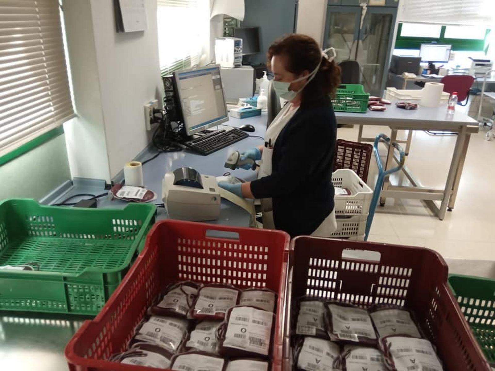 Bolsas de sangre recogidas por el centro sevillano.