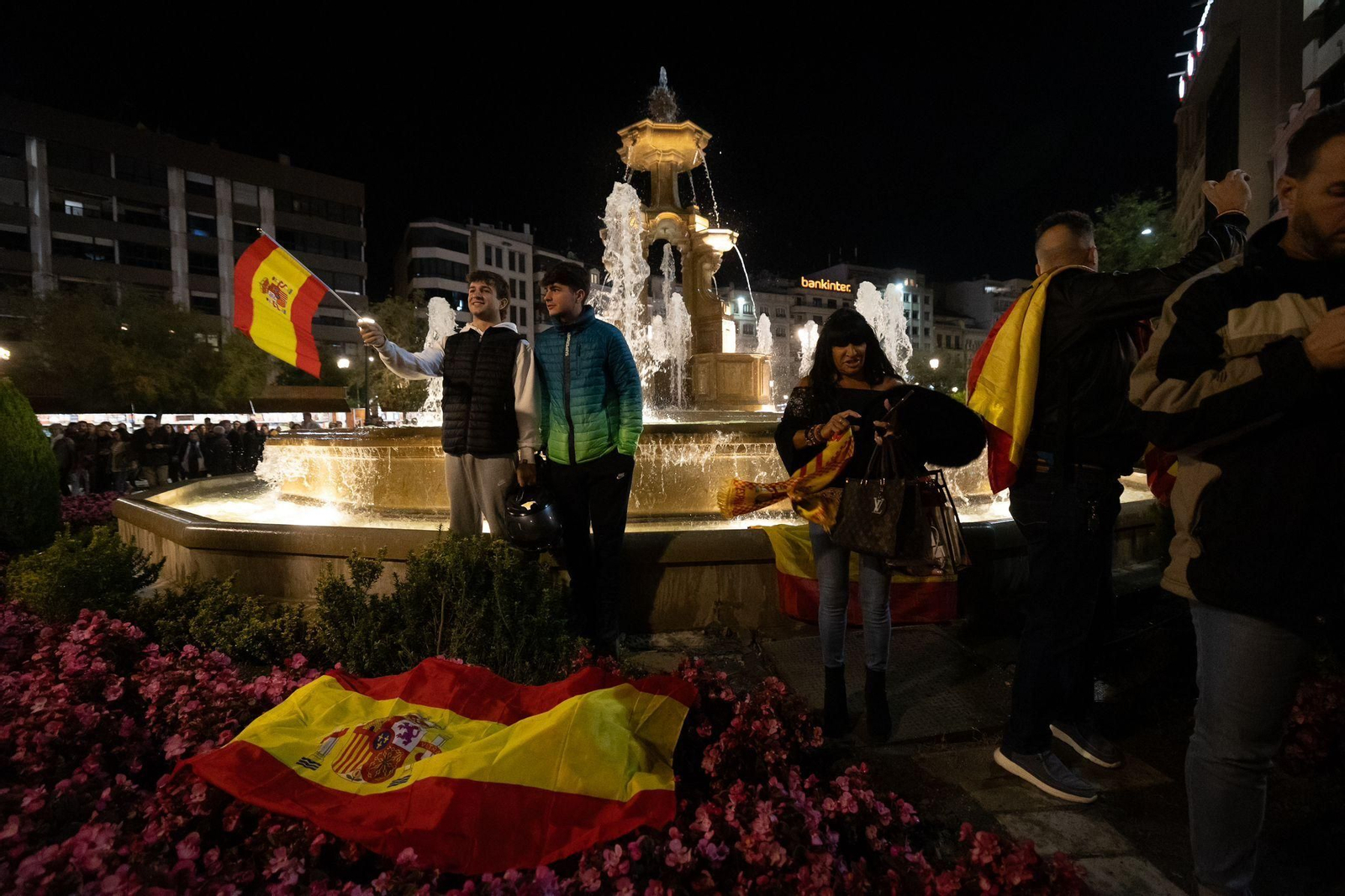 Manifestación contra la amnistía por las calles de Granada