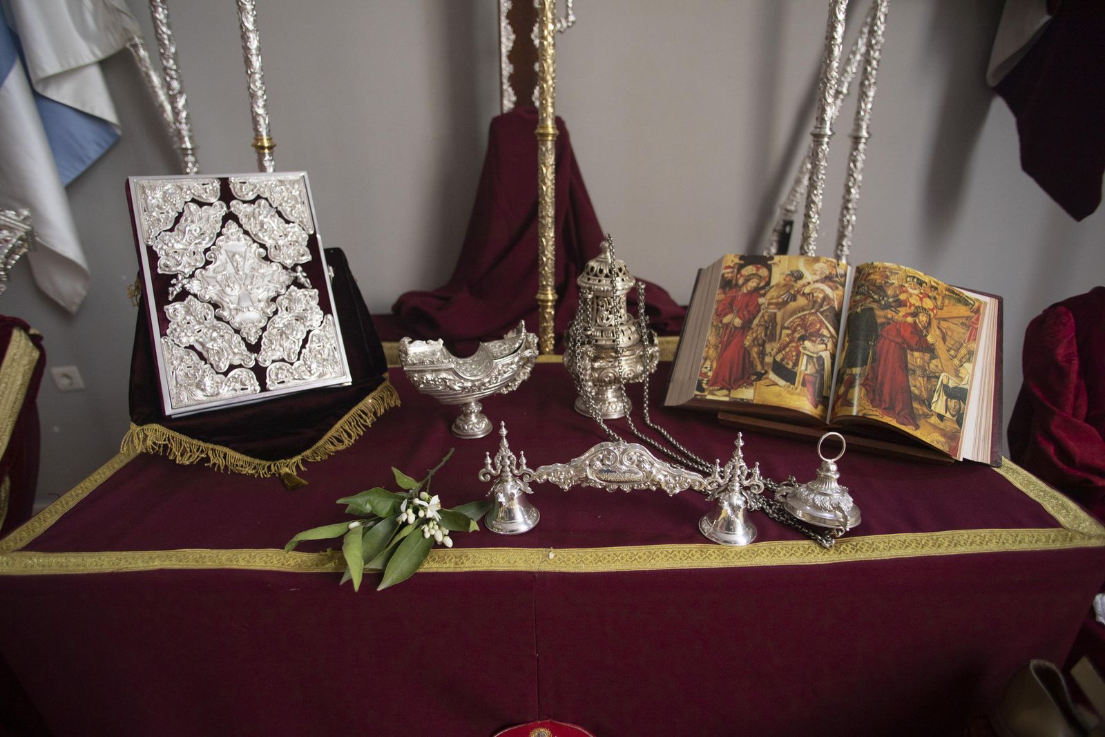 Fotos: La cofradía del Despojado, en San Andrés y con exposición