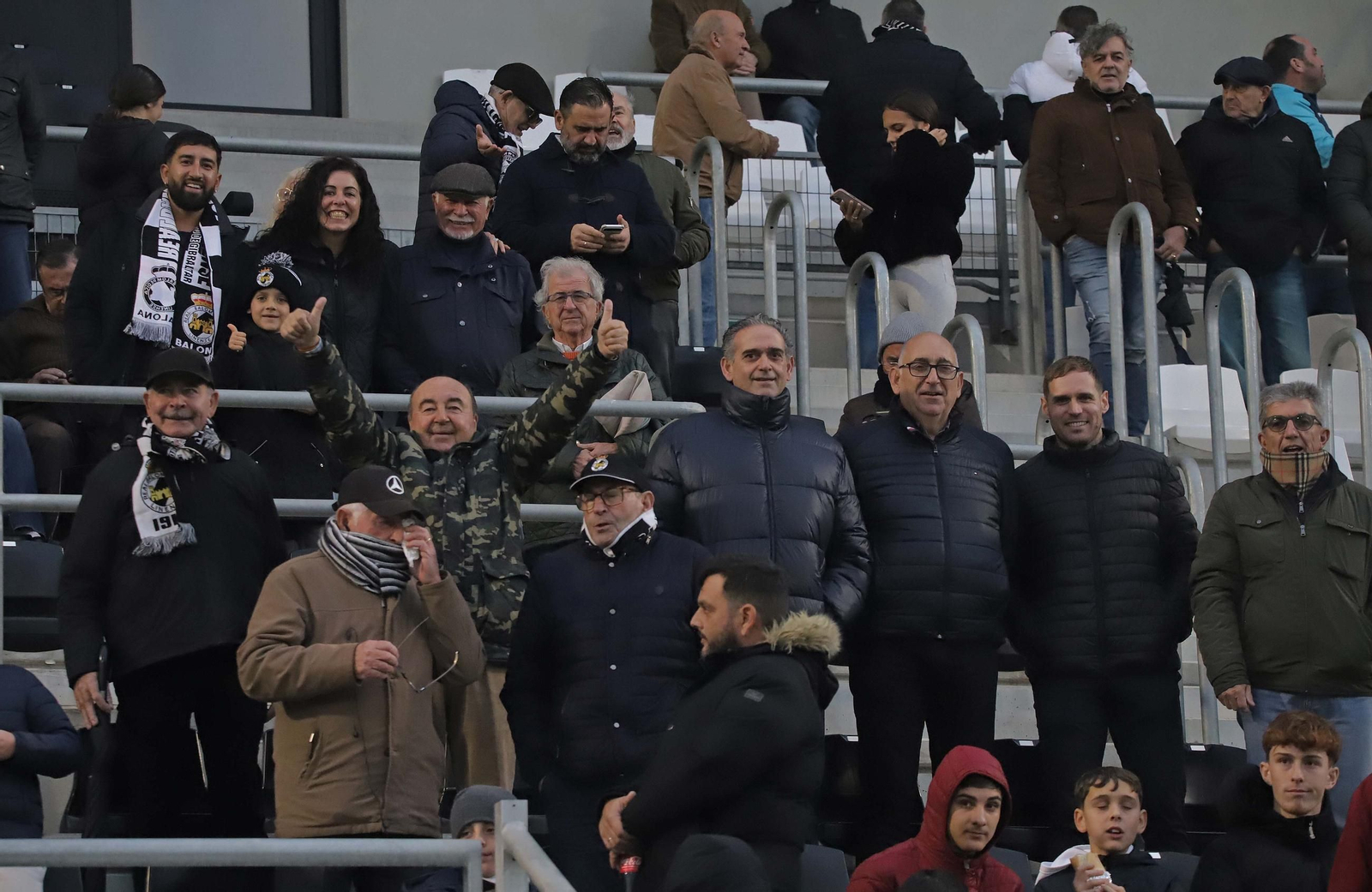 Búscate en el Ciudad de La Línea durante el Balona - Dos Hermanas de Tercera Federación