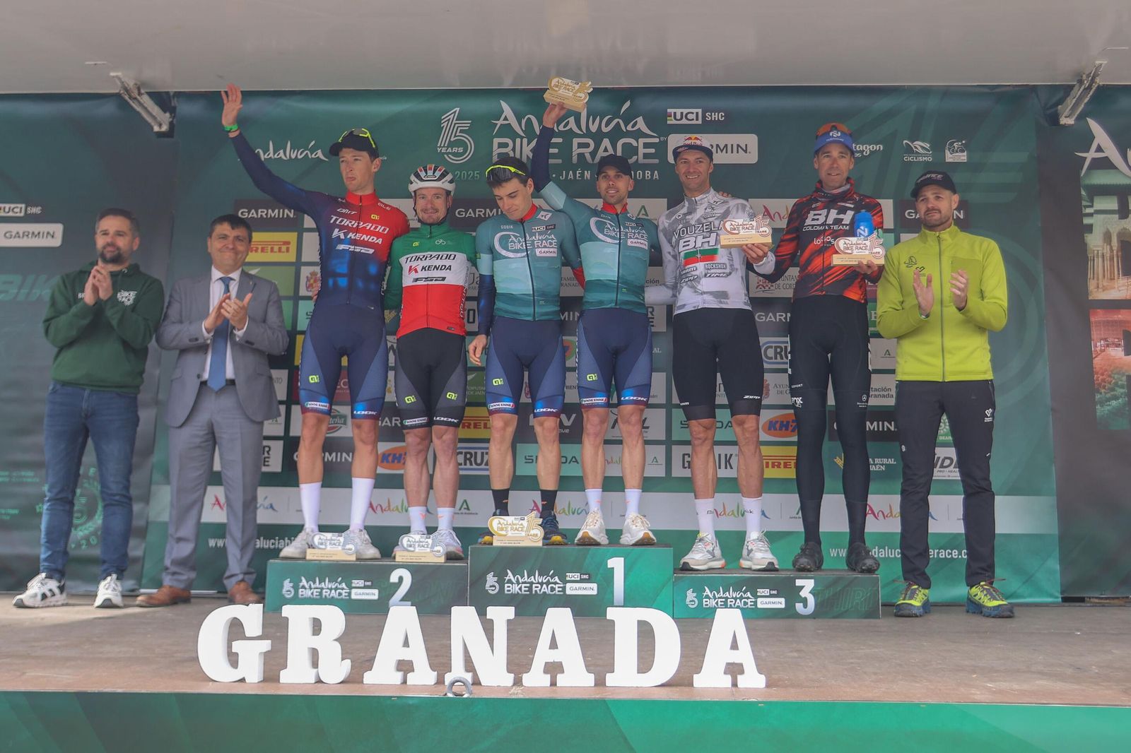 Las mejores imágenes de la segunda etapa de la Andalucía Bike Race