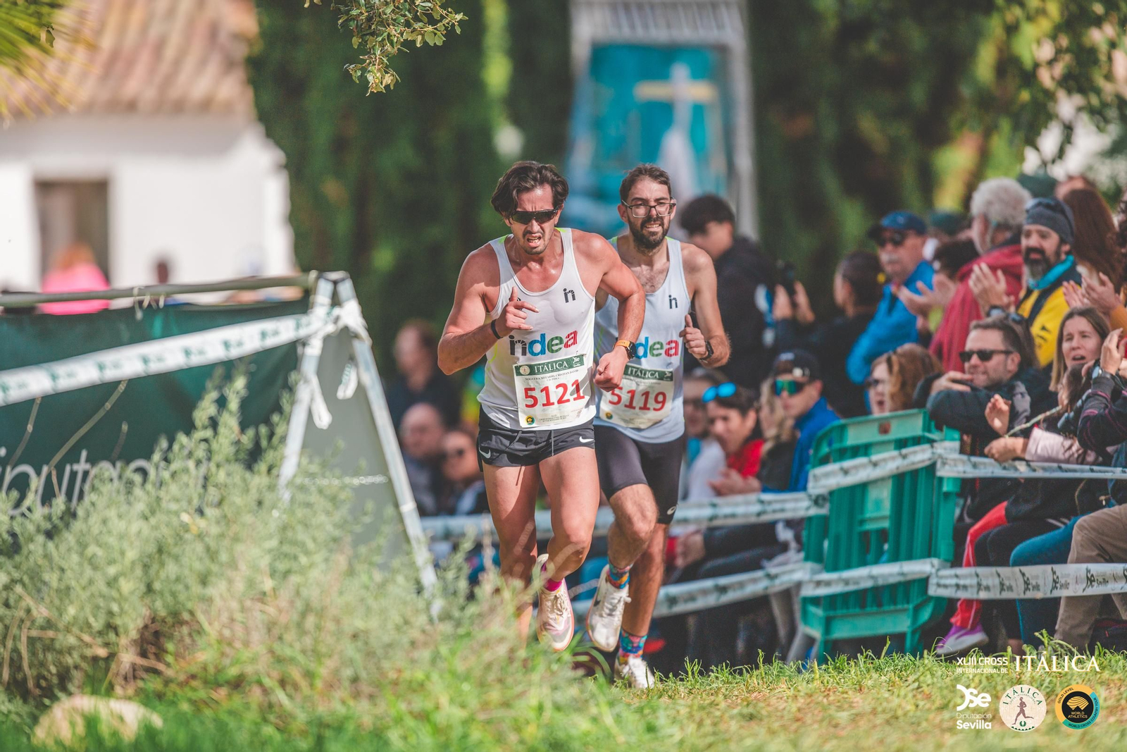 Búscate en las fotos del Cross de Itálica 2025 | 12