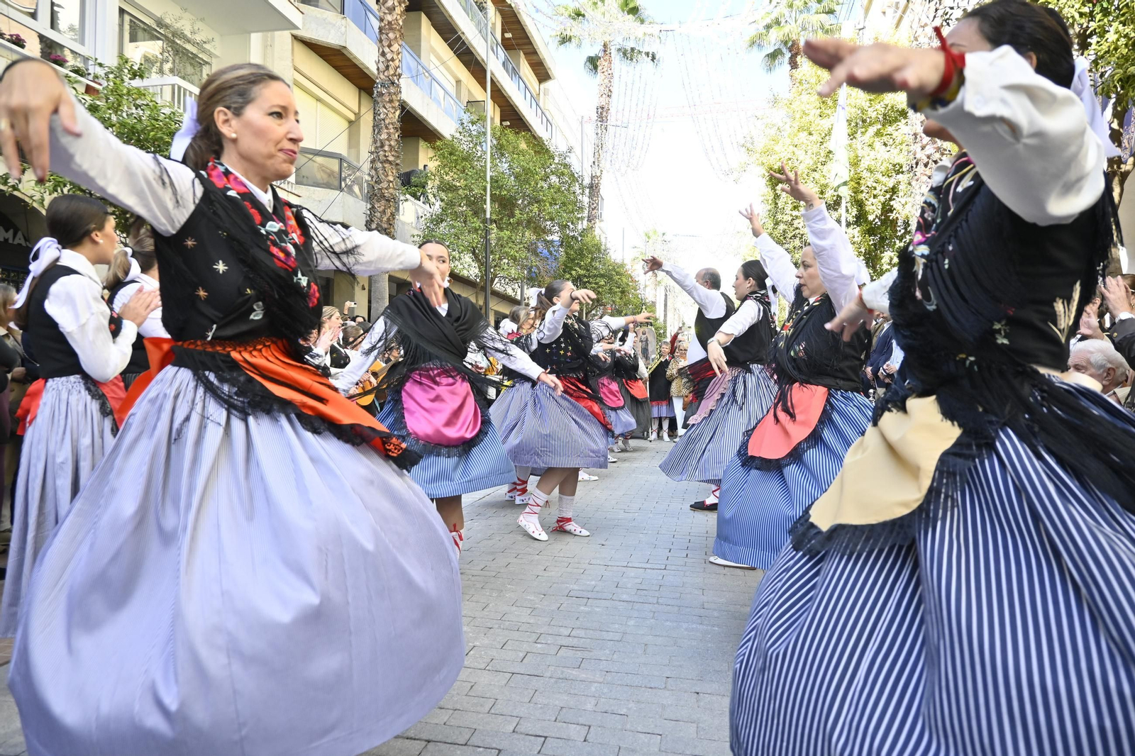 Las mejores mágenes del "II Encuentro de Danzas y Folclore Tradicional" de la provincia de Huelva