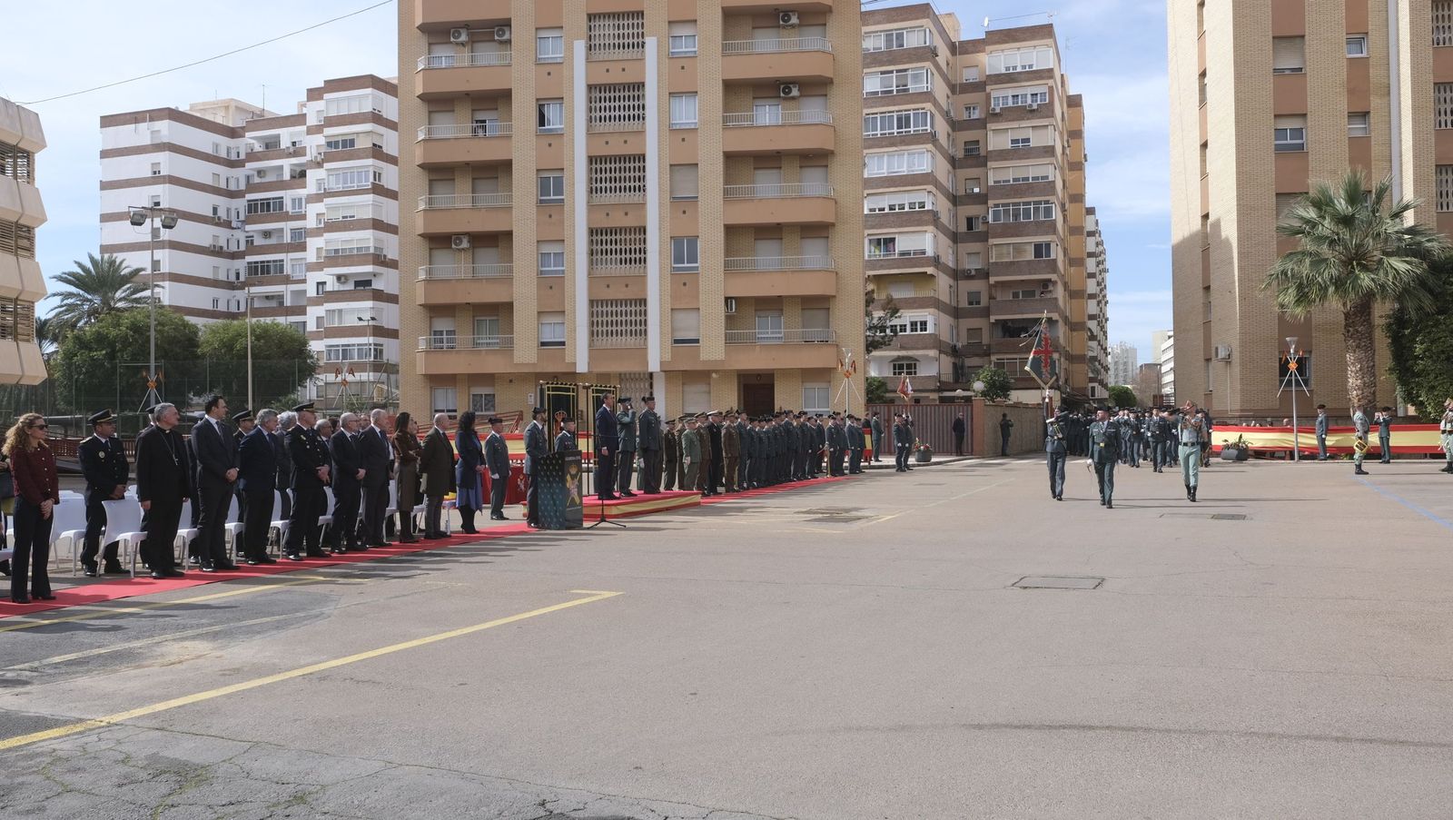 Las imágenes de la toma de posesión del nuevo coronel jefe de la Guardia Civil de Almería