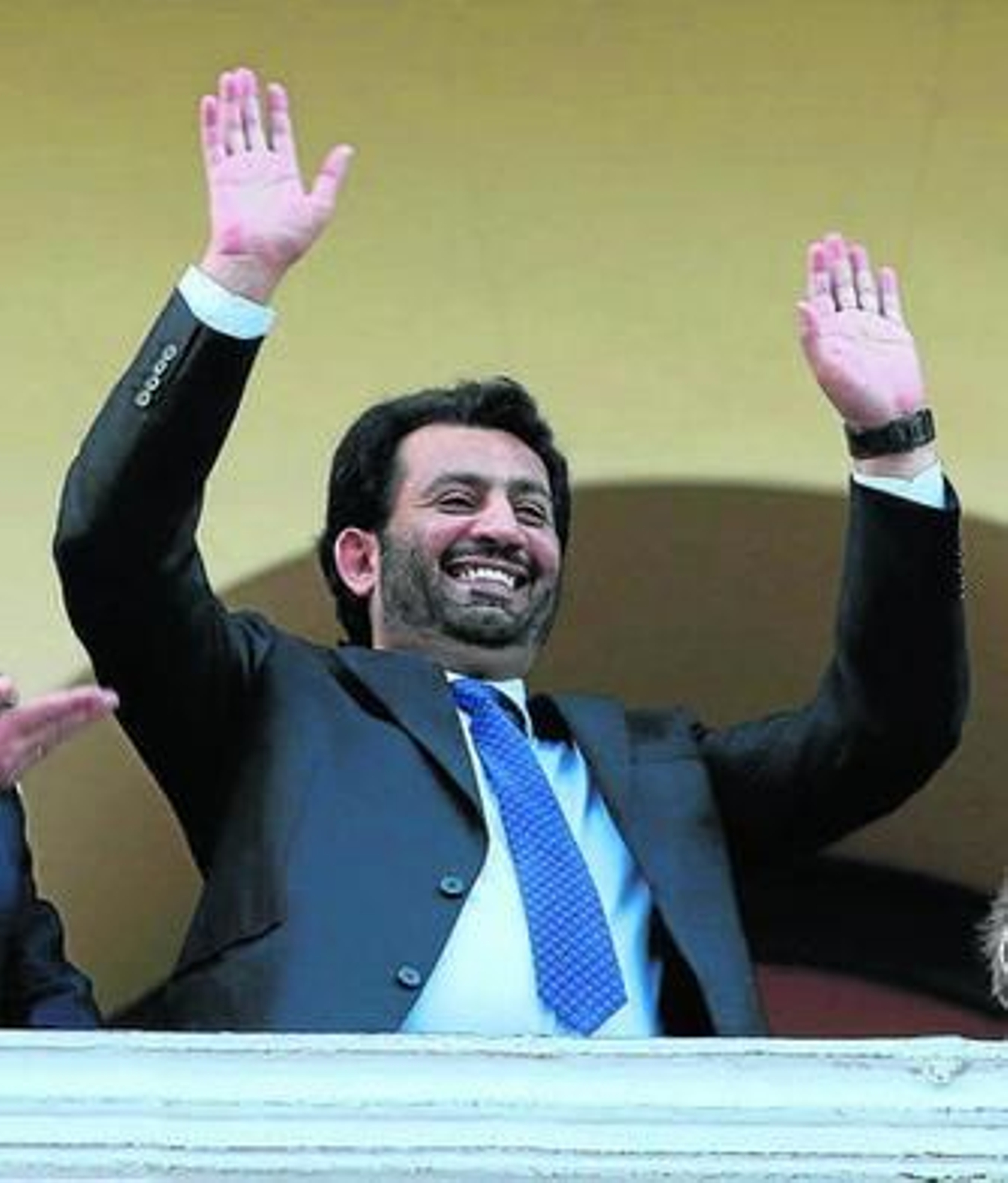 Al-Thani continúa su proclama