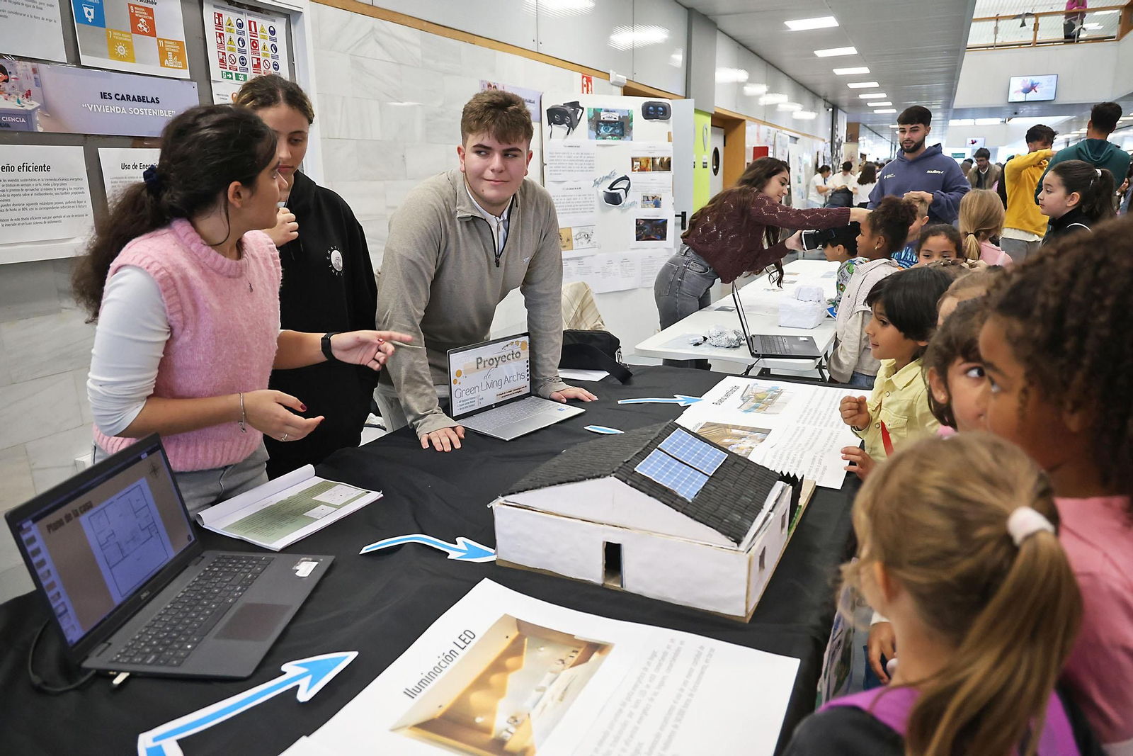 Imágenes de la Primera Edición de la Feria de la Ciencia de Huelva