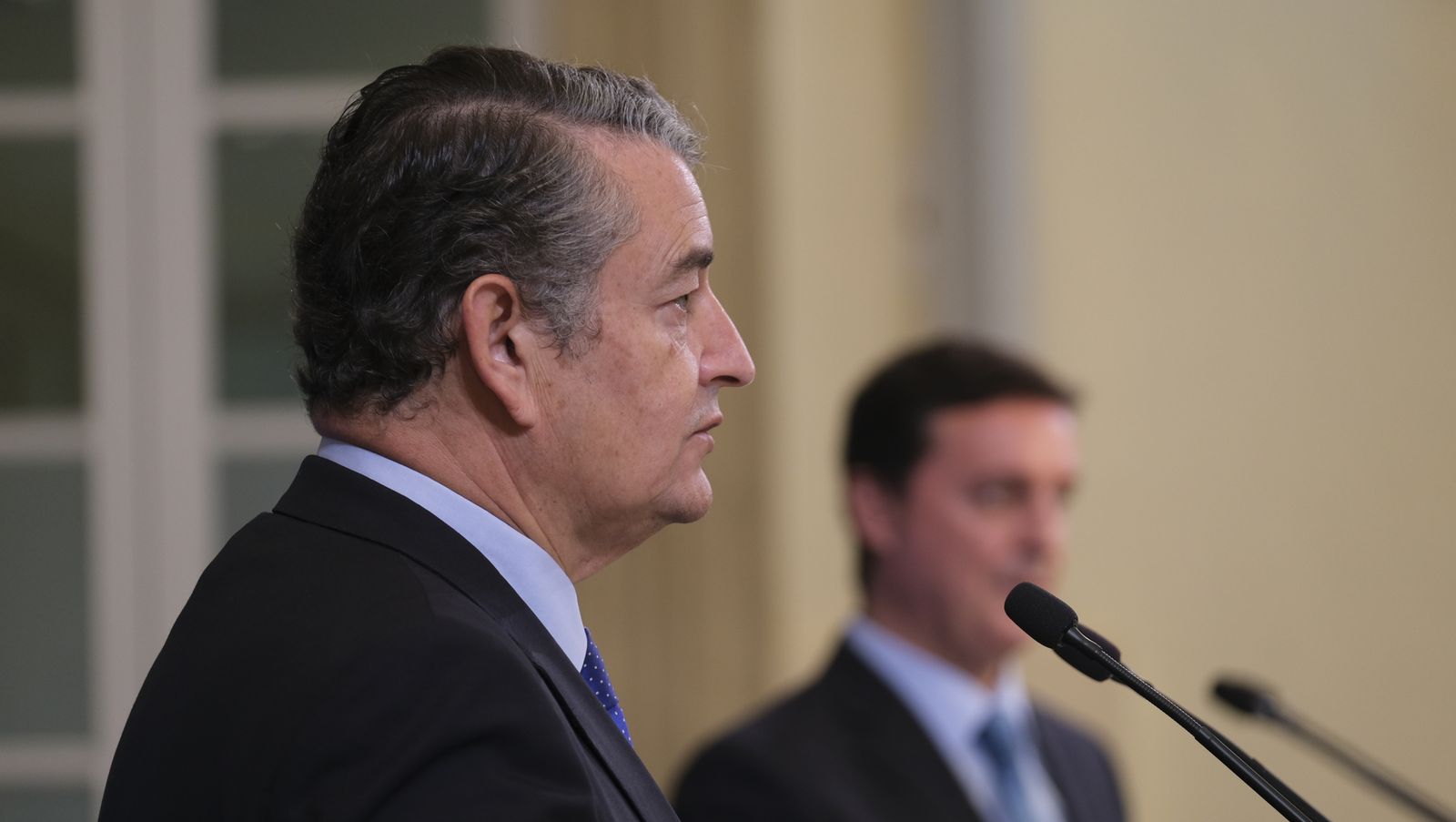 Imágenes de la visita del Consejero de Presidencia, Antonio Sanz, a la Diputación de Almería