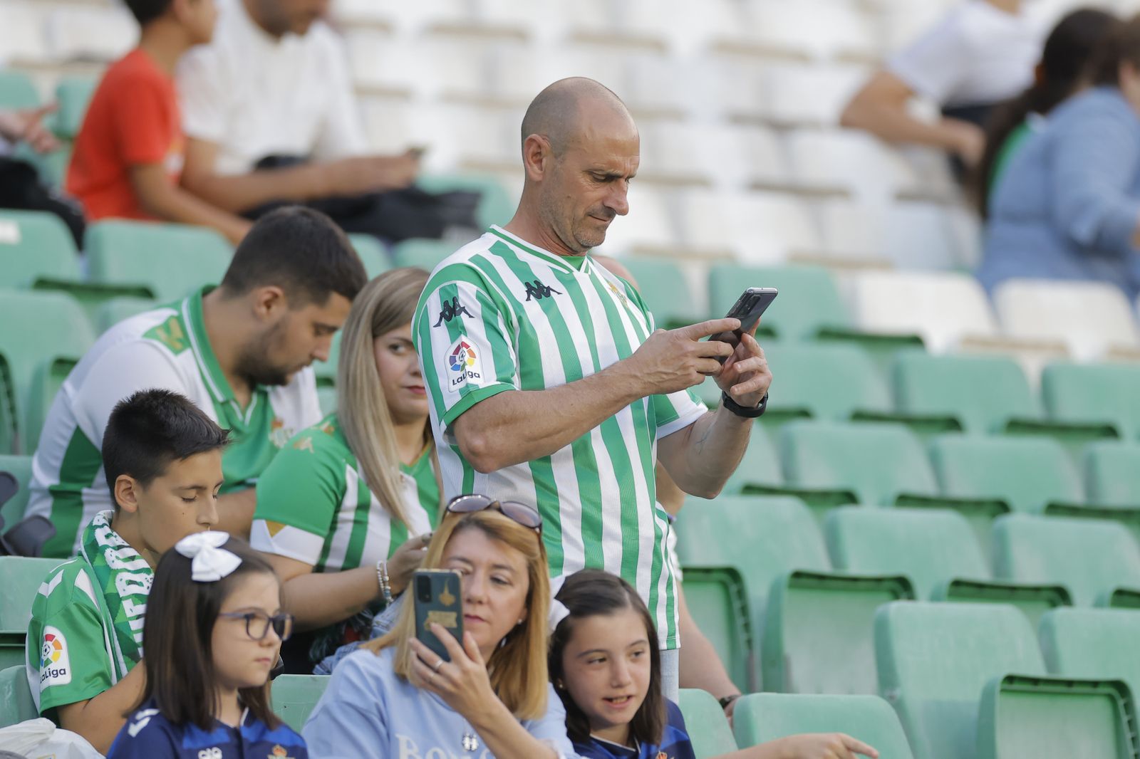 Búscate en las fotos de Betis-Getafe