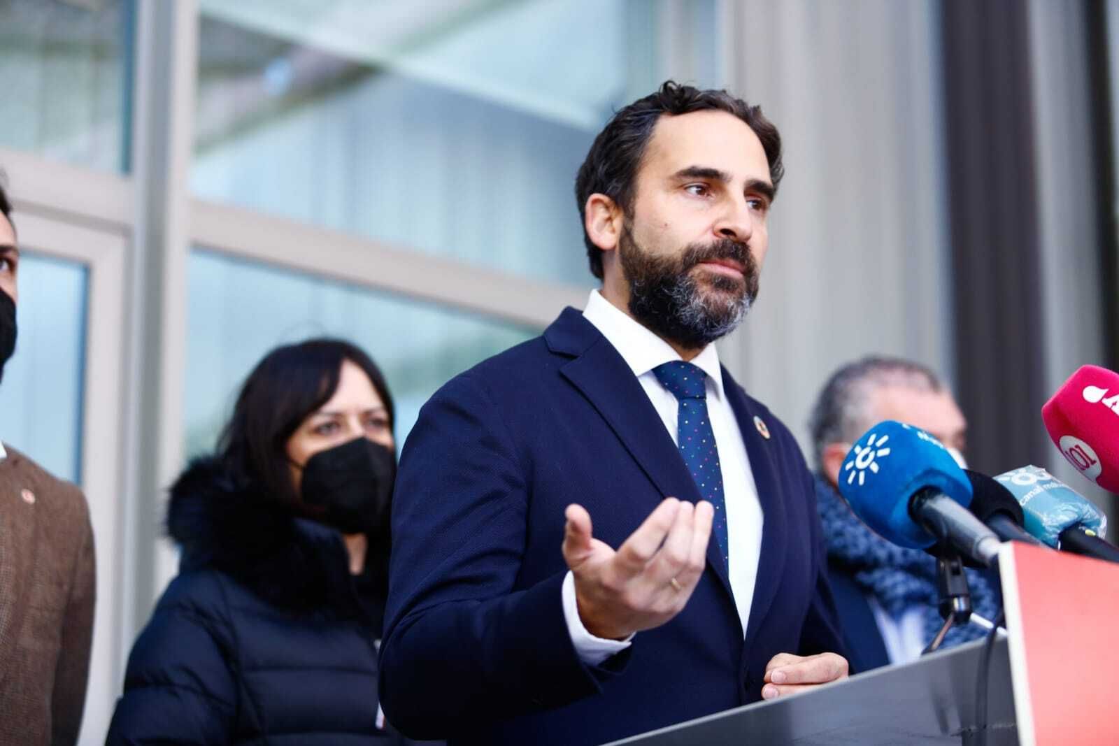 Daniel Pérez, en una rueda de prensa.
