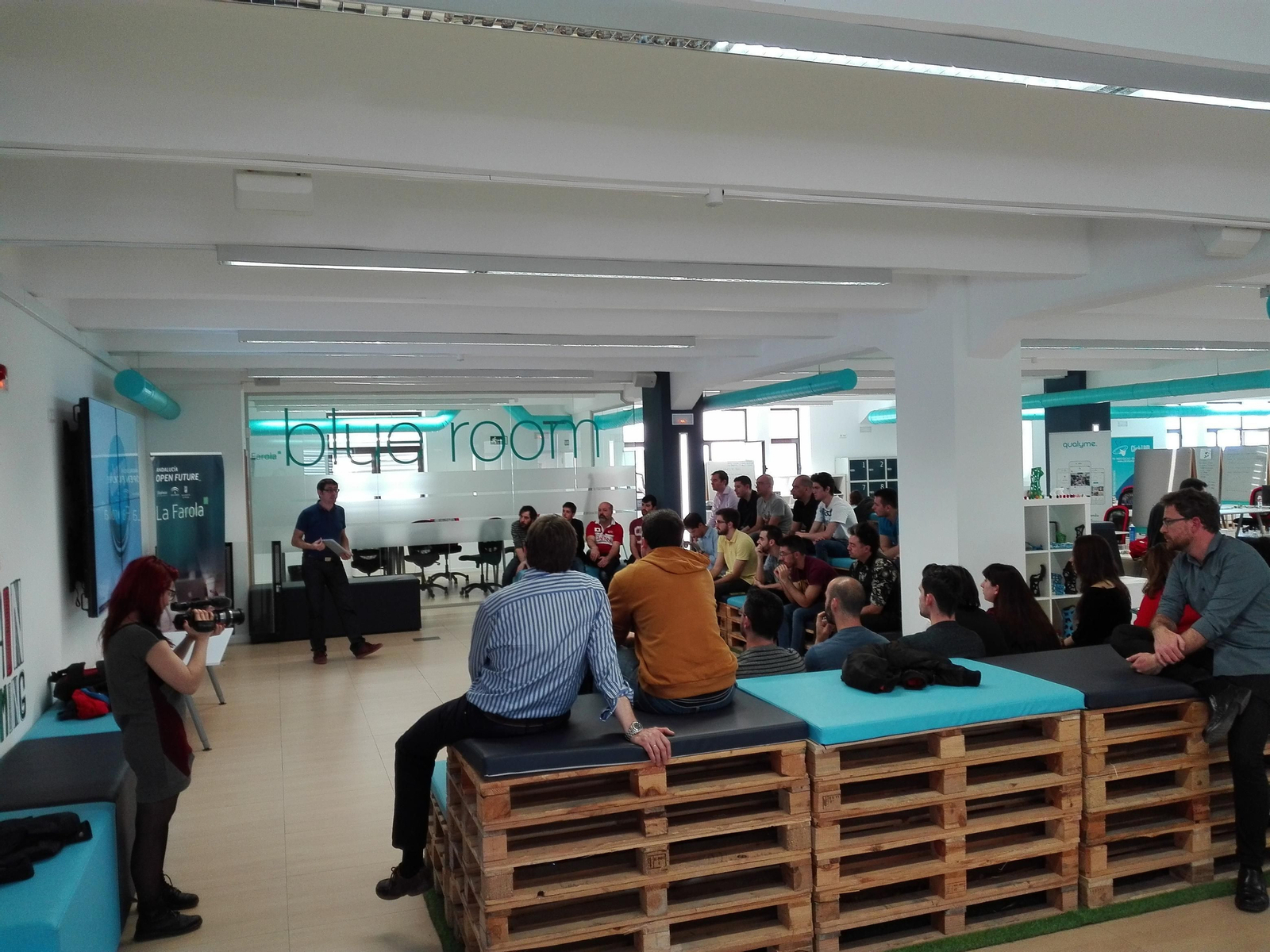 Sesion de trabajo en La Farola, en Málaga.