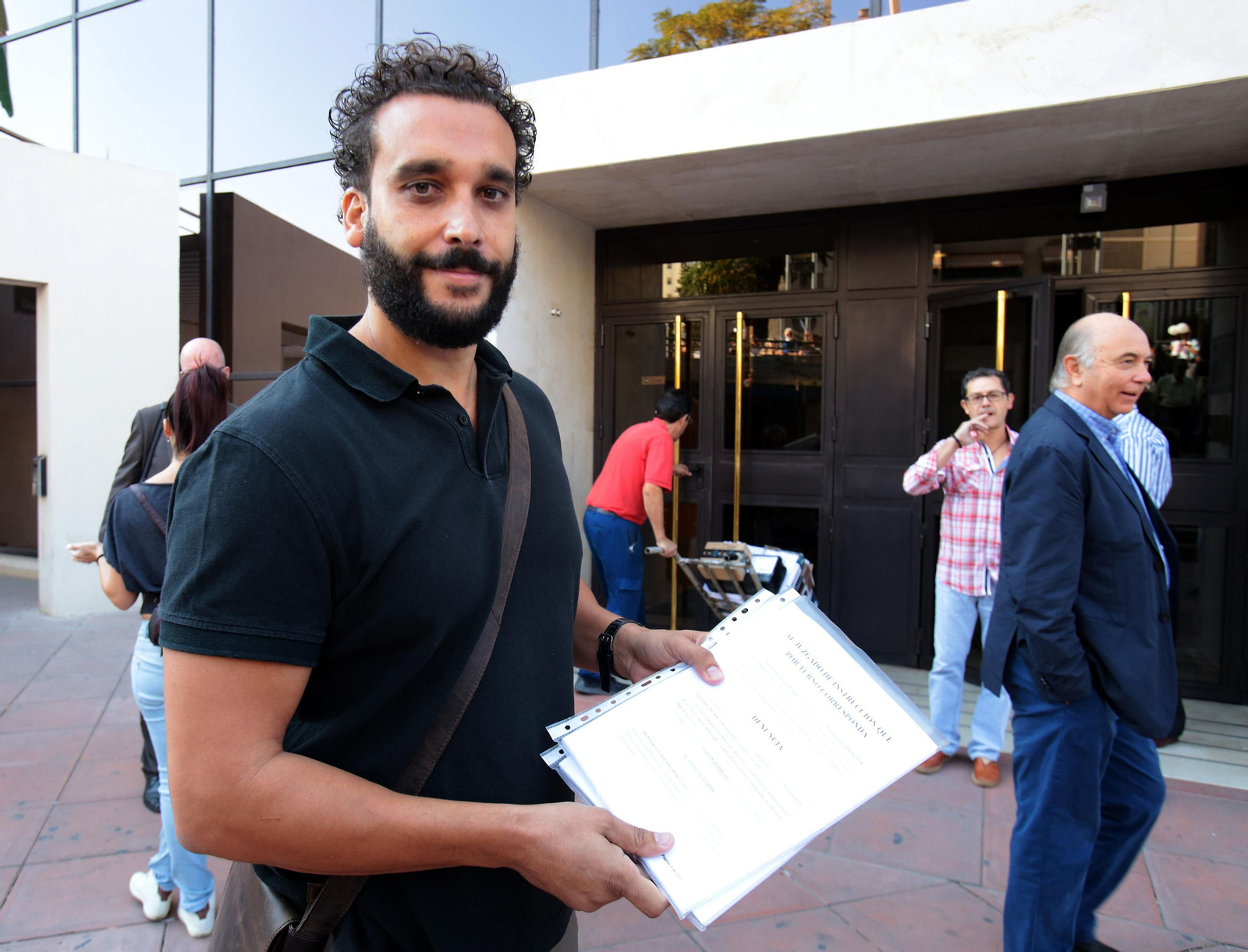 Spiriman también emprendió una cruzada judicial contra multitud de personas e instituciones
