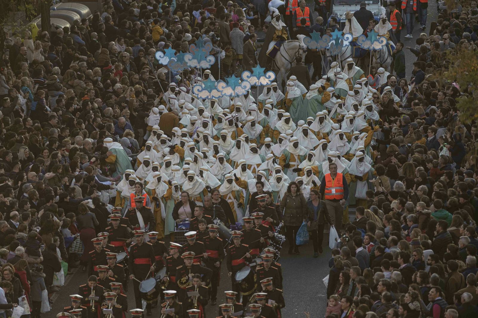 La Cabalgata de los Reyes Magos de Sevilla, en imágenes