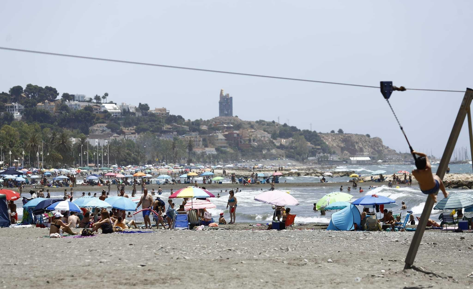 Fotos: Playas llenas en Málaga, en plena jornada electoral