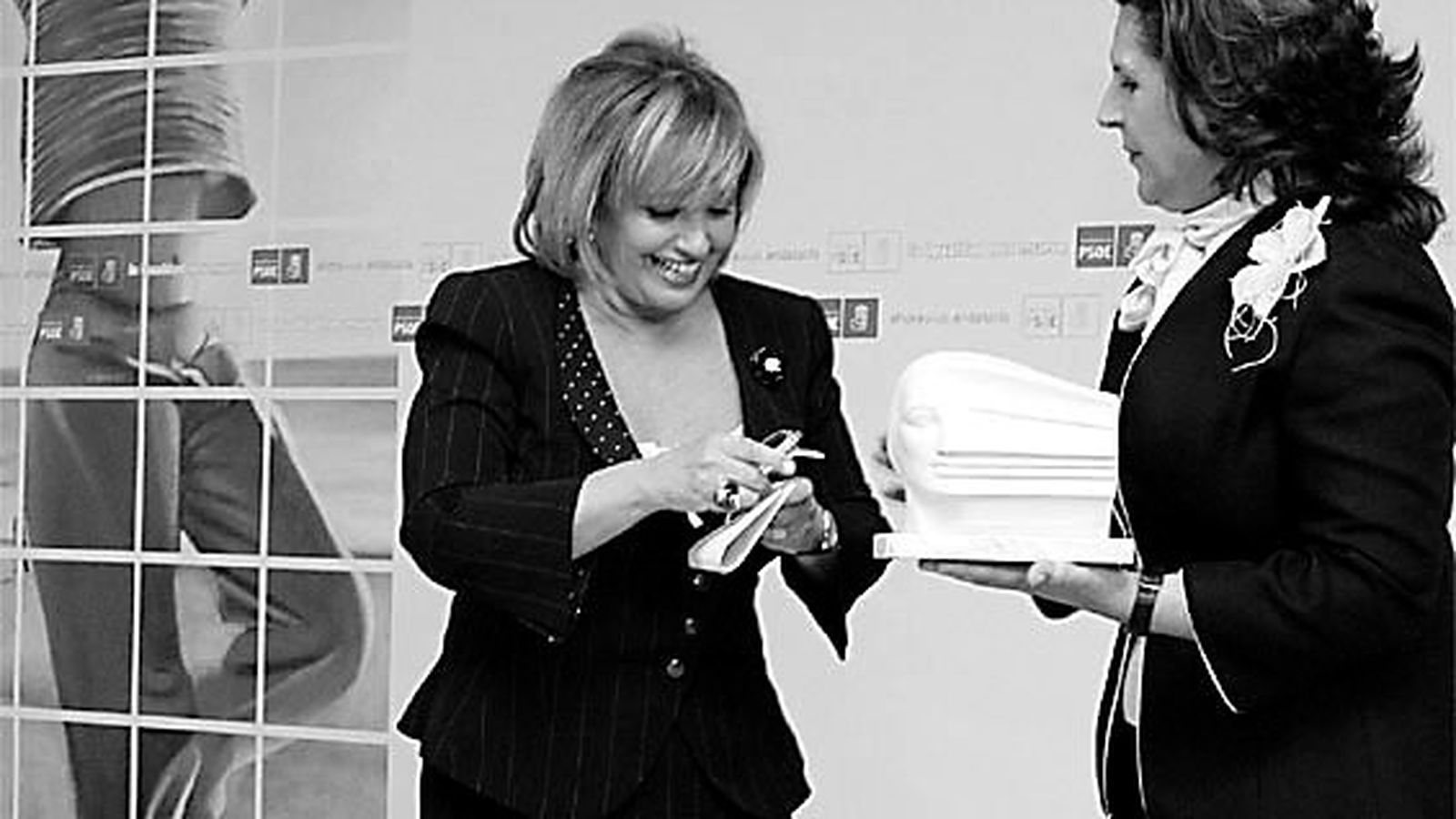 María Teresa Campos recoge en el Hotel Jerez el premio Clara Campoamor, en 2007.