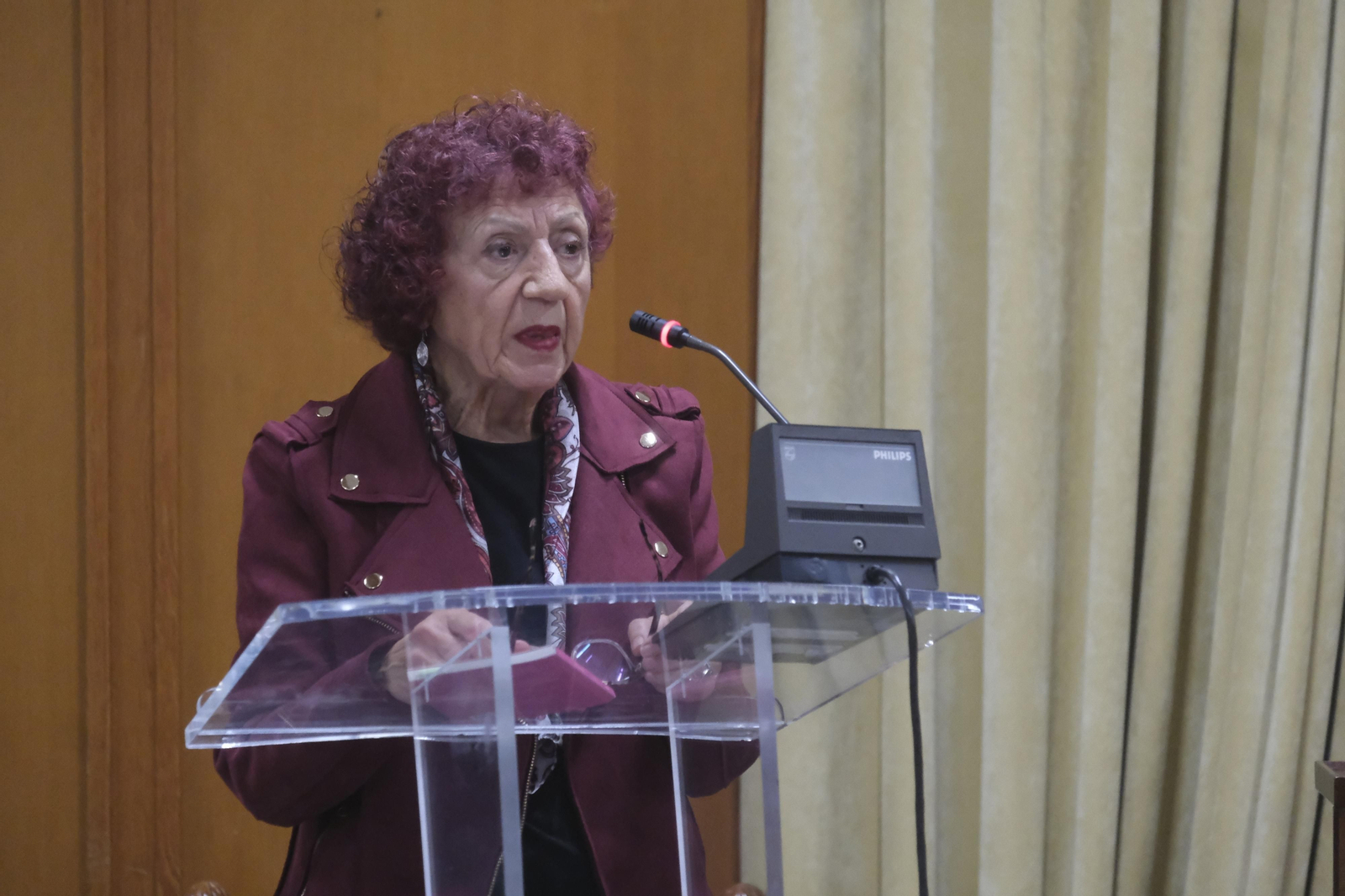 El Pleno del Ayuntamiento de Córdoba contra la violencia a las mujeres, en imágenes