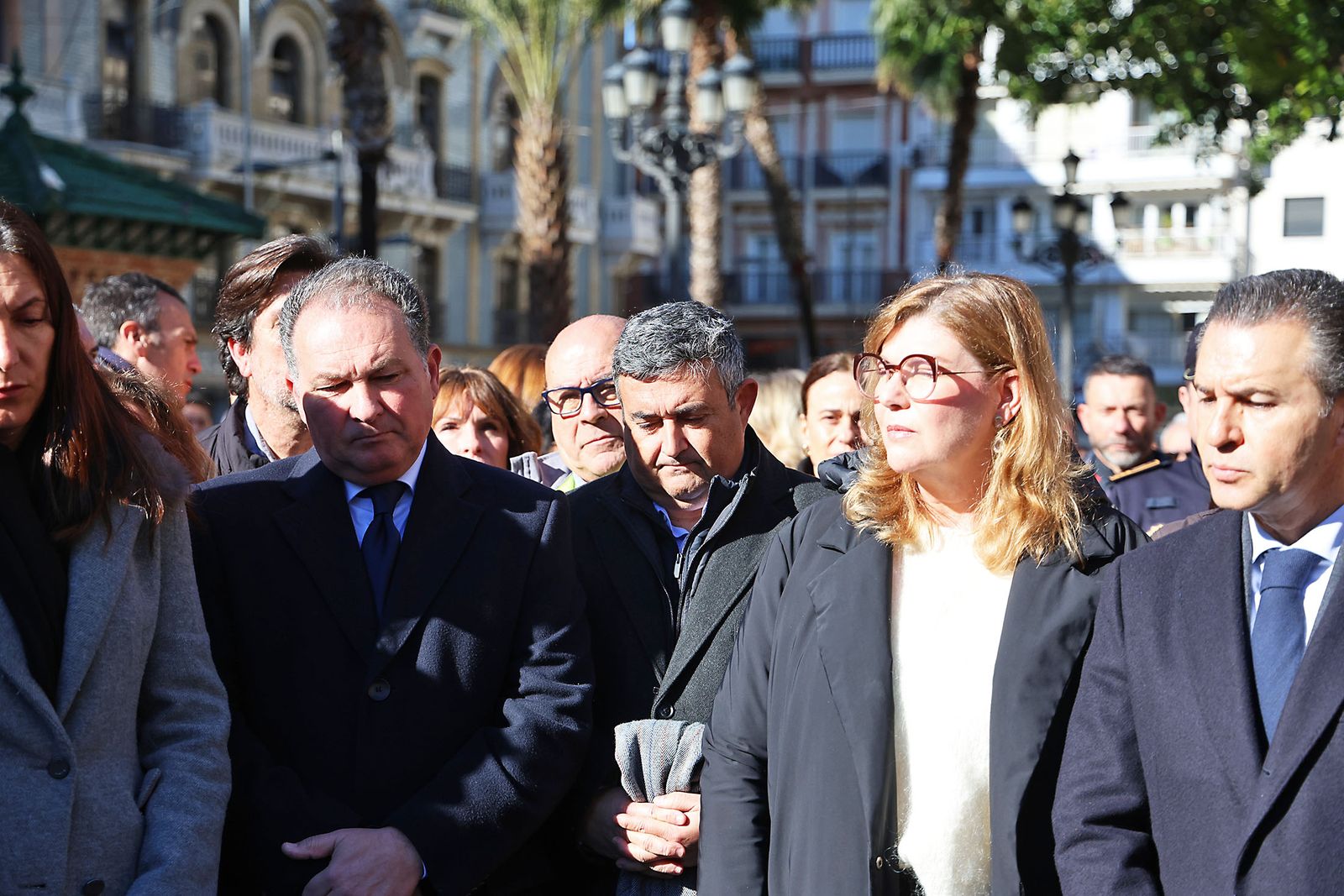 Las fotografías del minuto de silencio por el trágico accidente de tren