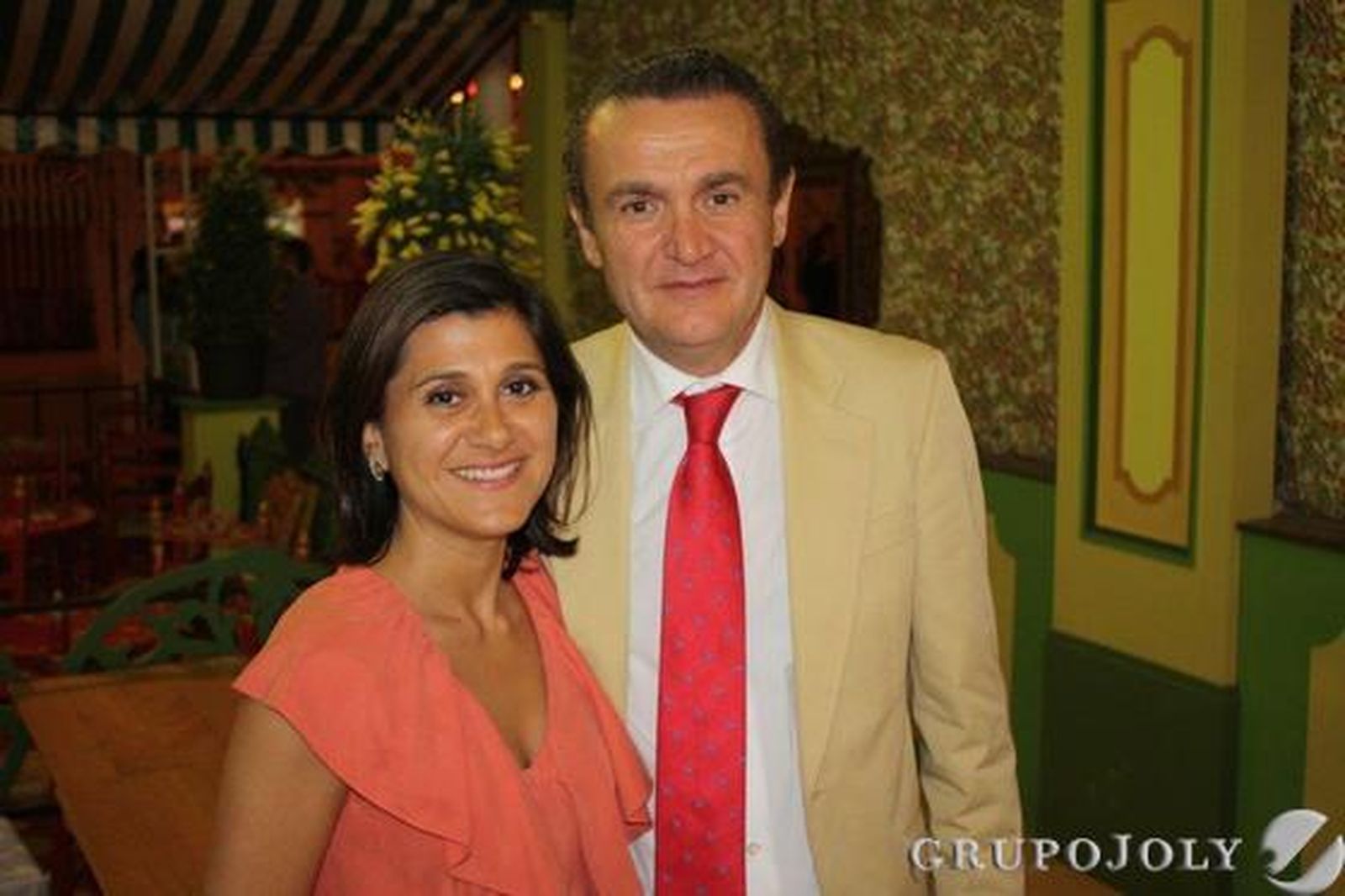 Cecilia Jiménez junto a José Carlos Torres, de Bodegas 501, disfrutando de la noche en el Real.

Foto: Andres Mora - Fito Carreto