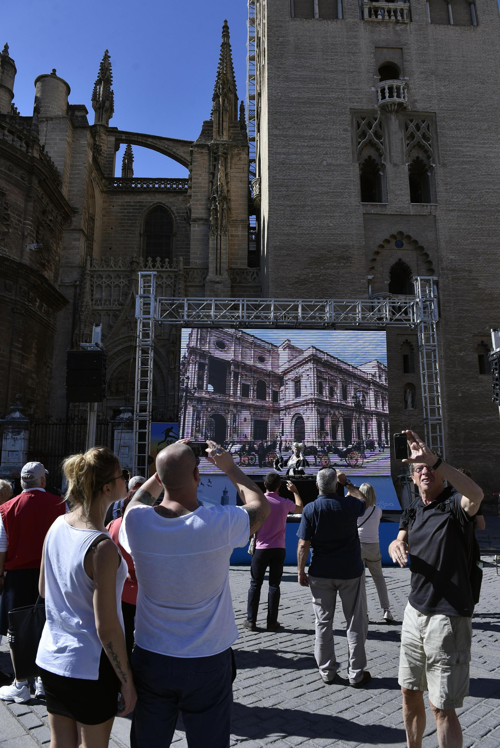 Las imágenes de la presentación de Sevilla como Mejor destino turístico 2018