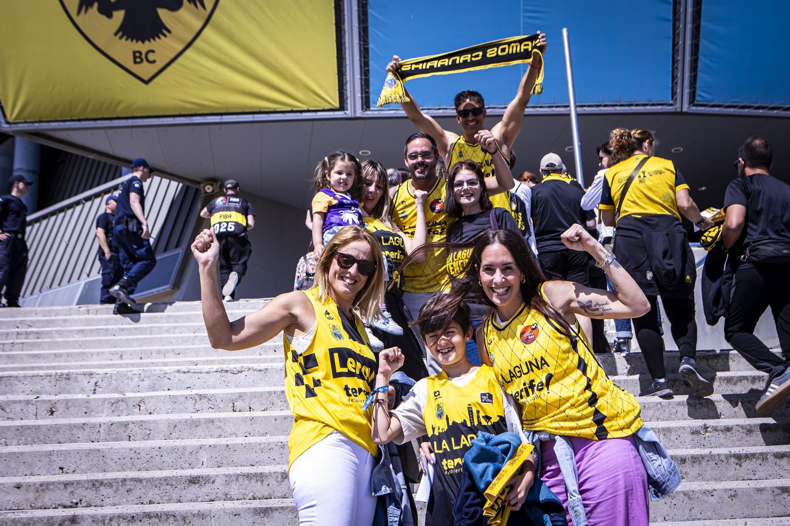 El AEK remonta y le quita al Tenerife el tercer puesto (77-73)