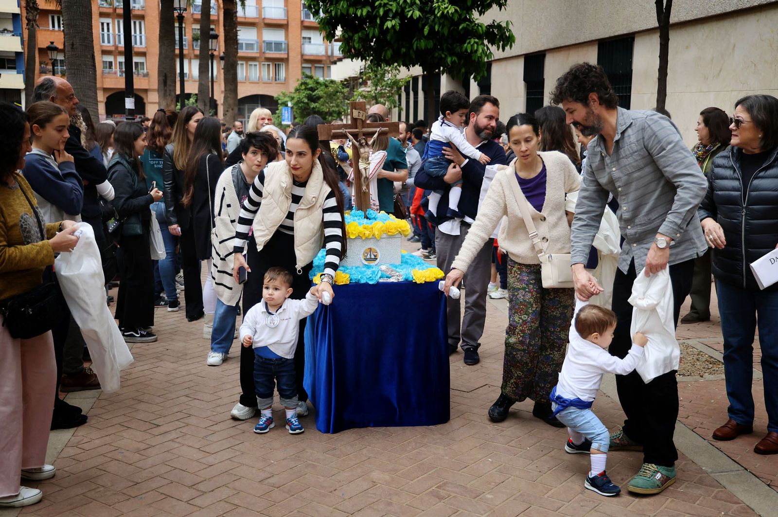 Imágenes de la procesión de la 'Escuela Infantil Mi Pequeño Puerto'
