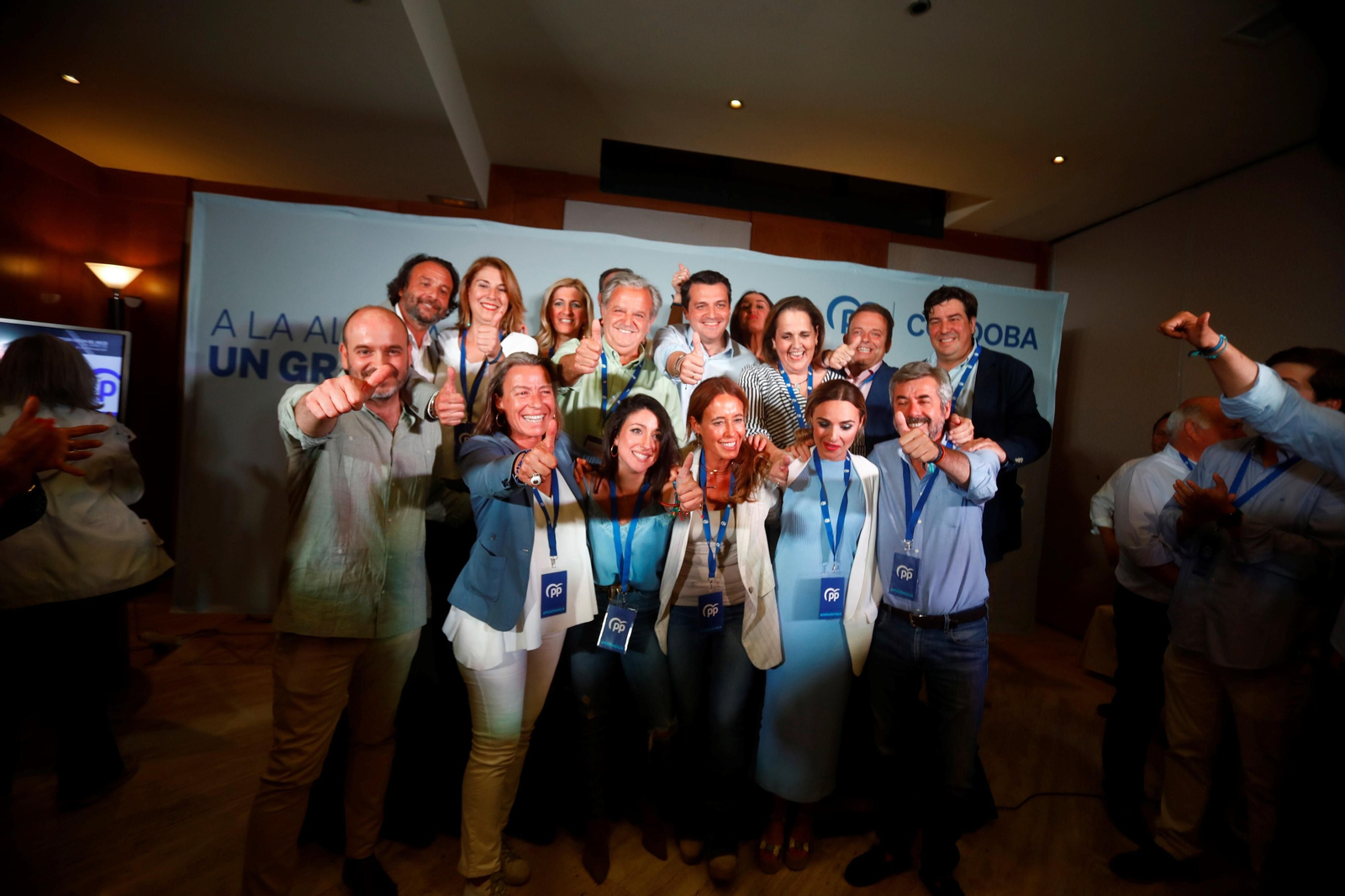 Bellido logra la mayoría absoluta en Córdoba, en imágenes