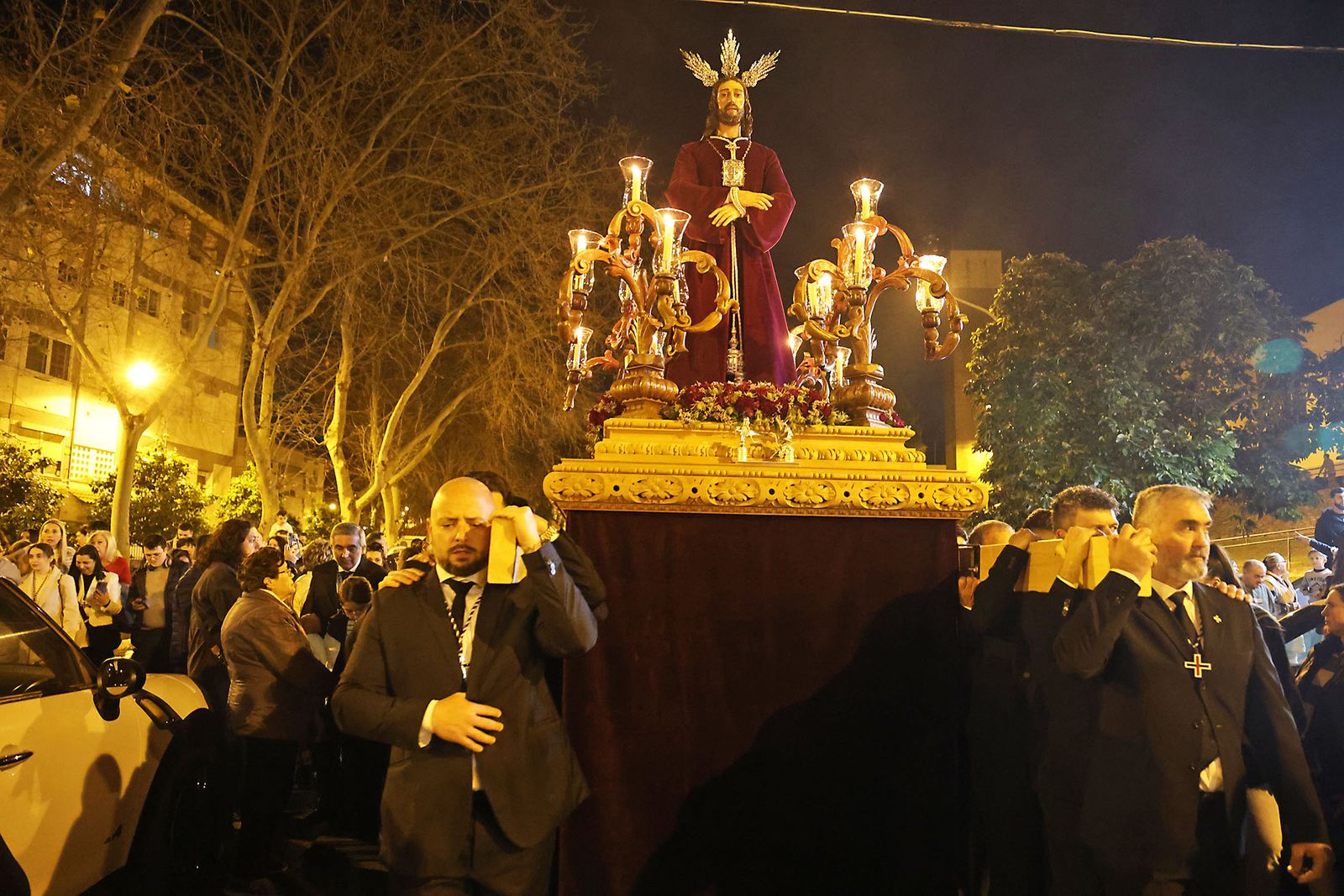 Las fotografías del traslado del Cristo del Cautivo por la Hispanidad