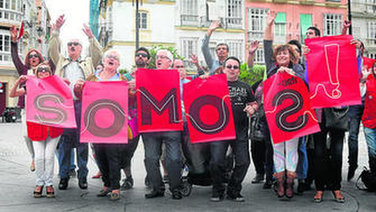 Algunos de los participantes en las acciones celebradas en San Antonio en el día SOMOS.