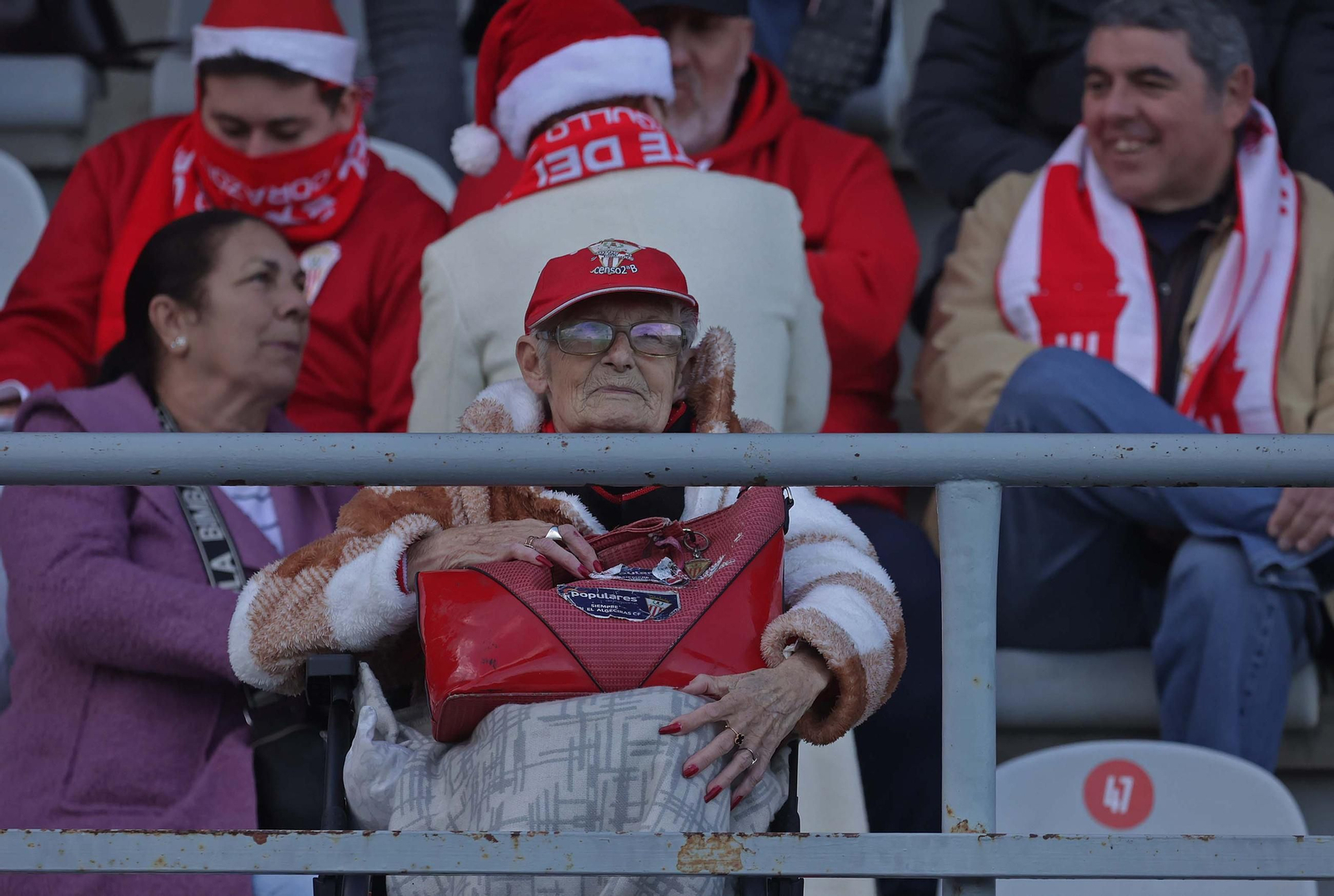 Búscate en el Nuevo Mirador durante el Algeciras - Antequera