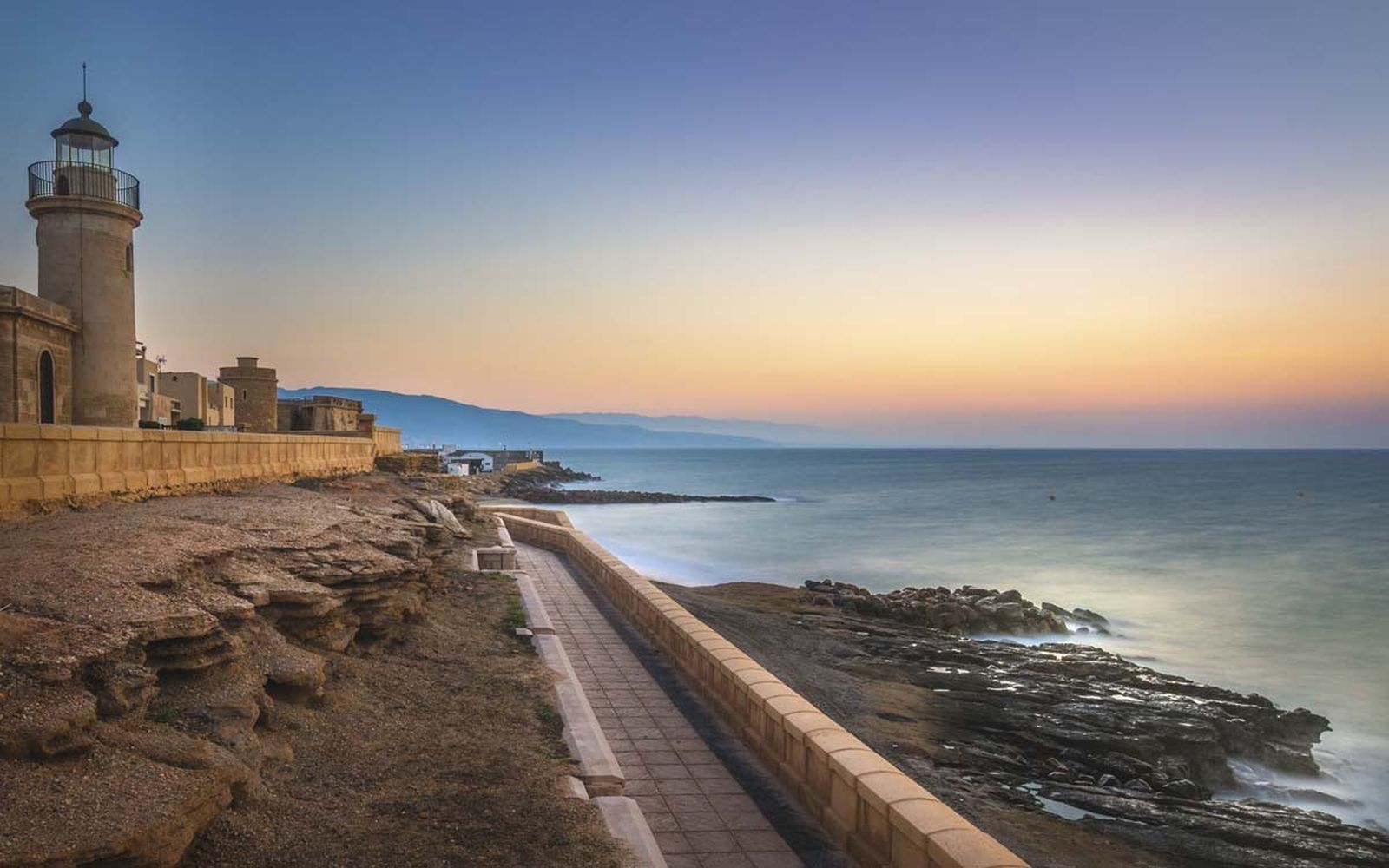 Faro-Roquetas-Mar